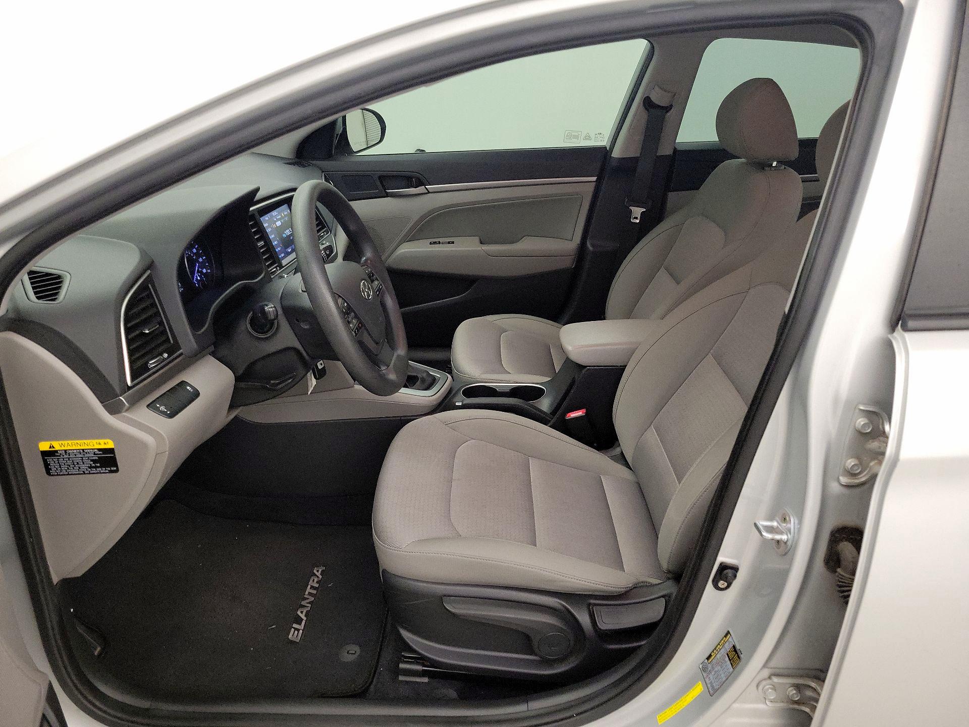 Thumbnail: 2017 Hyundai Elantra - 11