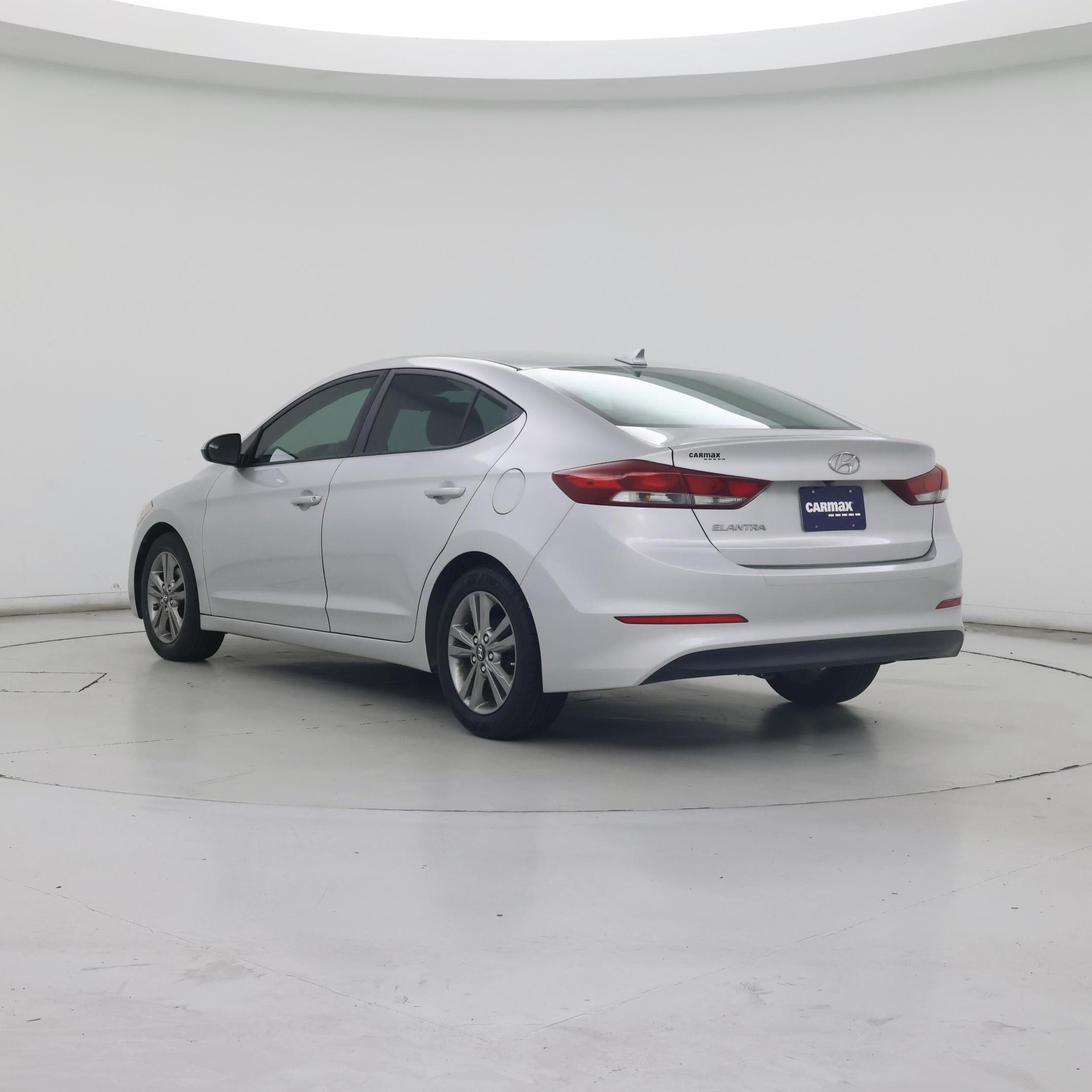 Thumbnail: 2017 Hyundai Elantra - 2