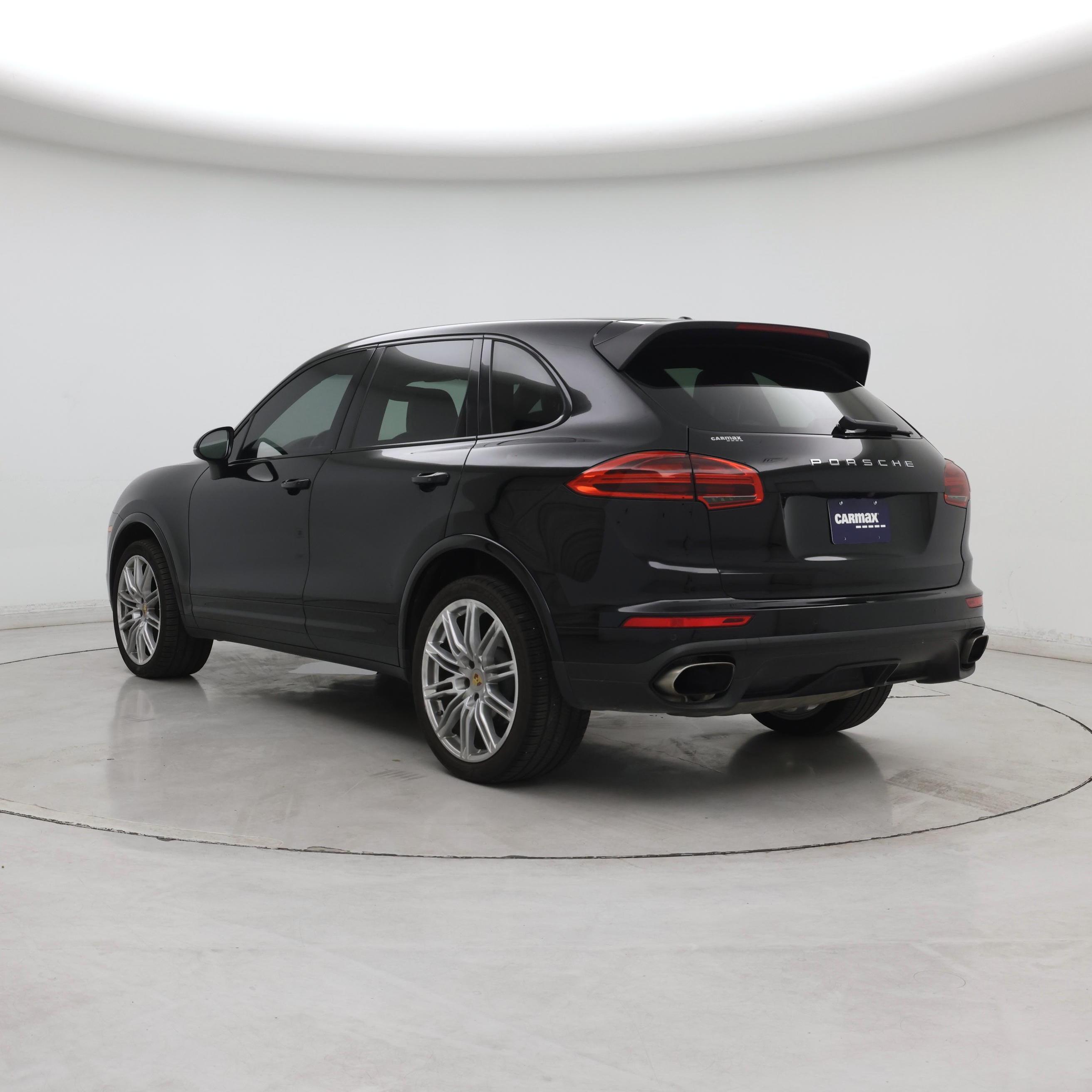 Thumbnail: 2018 Porsche Cayenne - 2