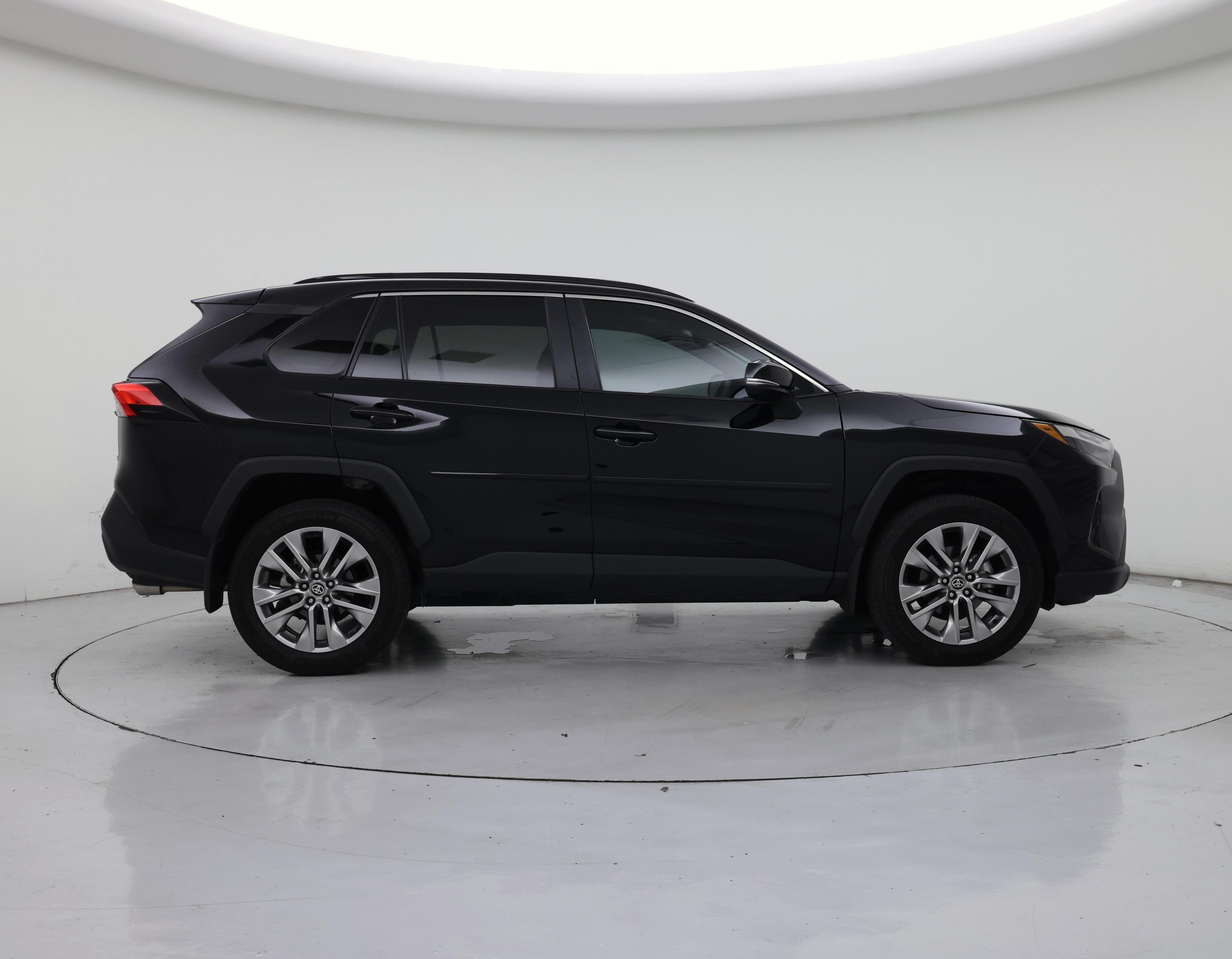 Thumbnail: 2025 Toyota RAV4 - 7