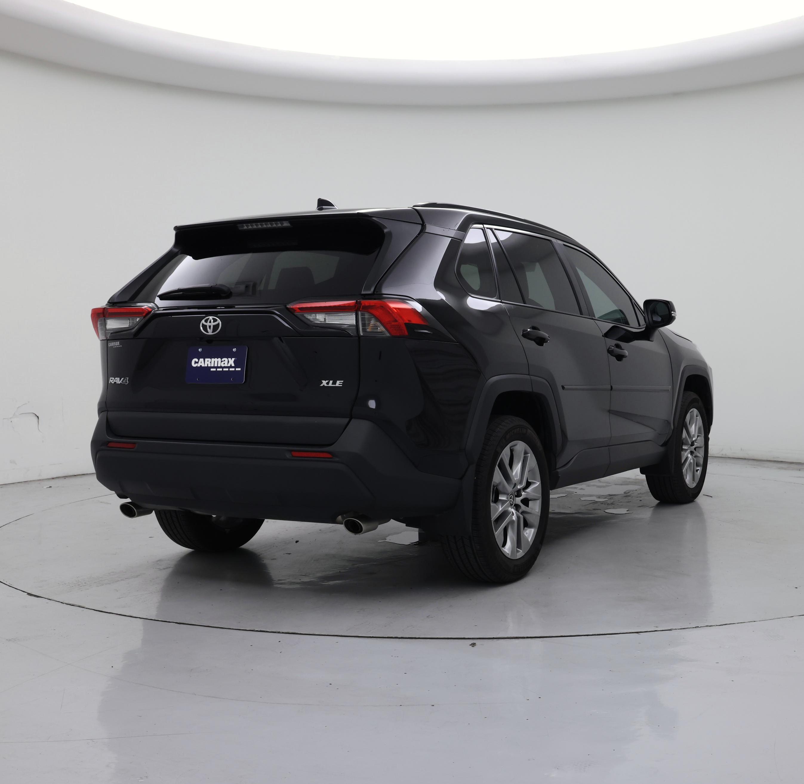 Thumbnail: 2025 Toyota RAV4 - 8