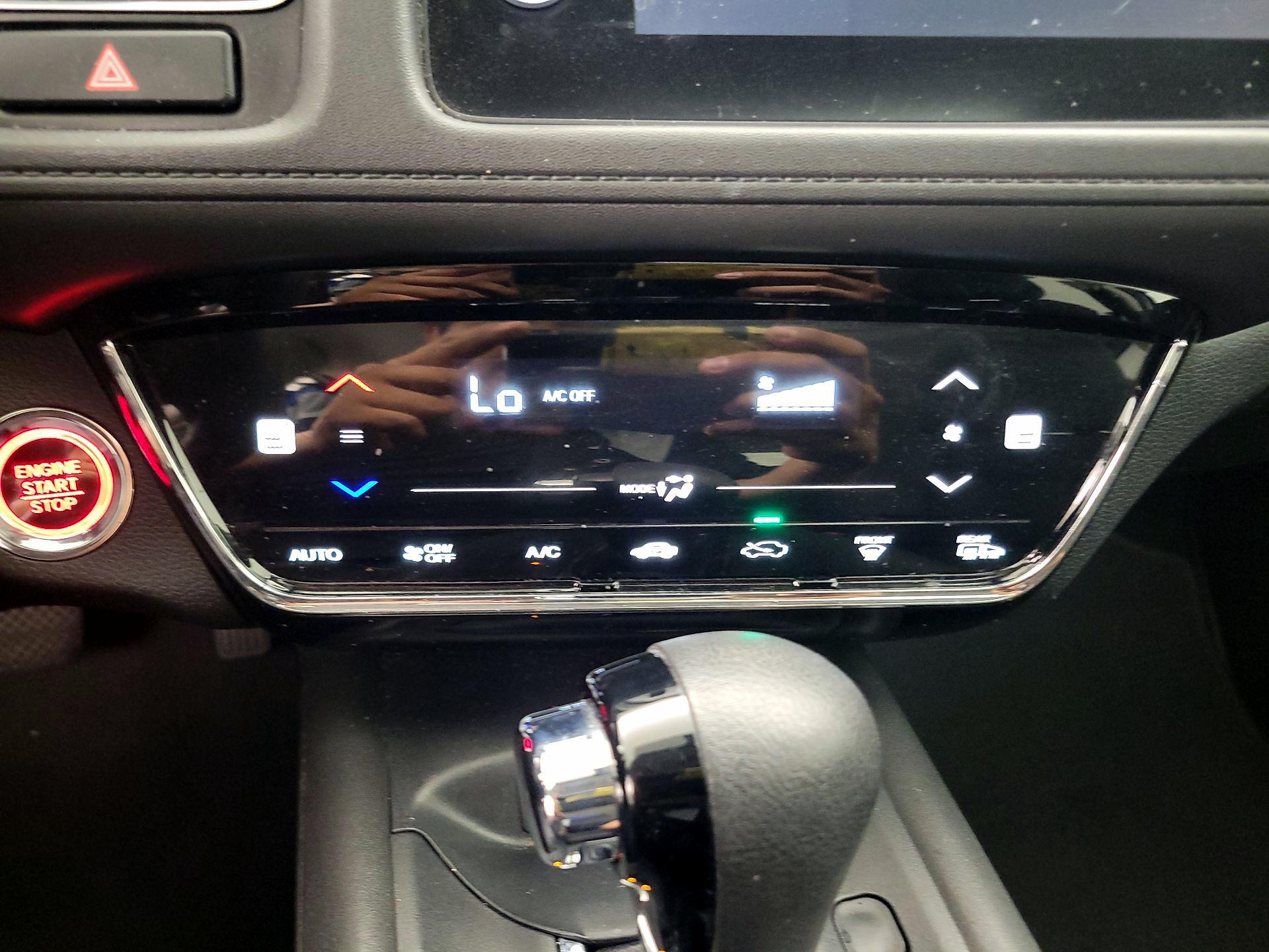 Thumbnail: 2019 Honda HR-V - 16