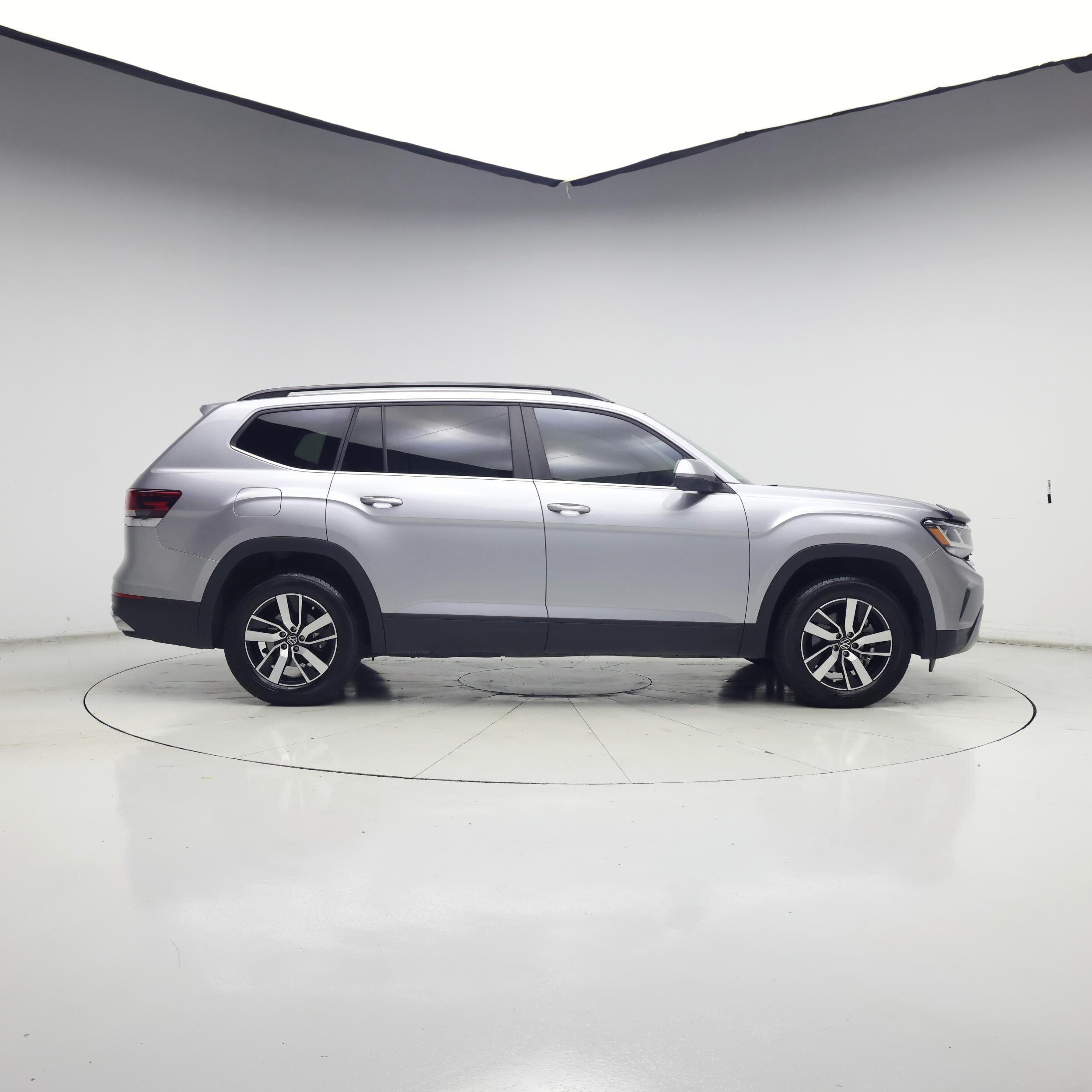 Thumbnail: 2022 Volkswagen Atlas - 7
