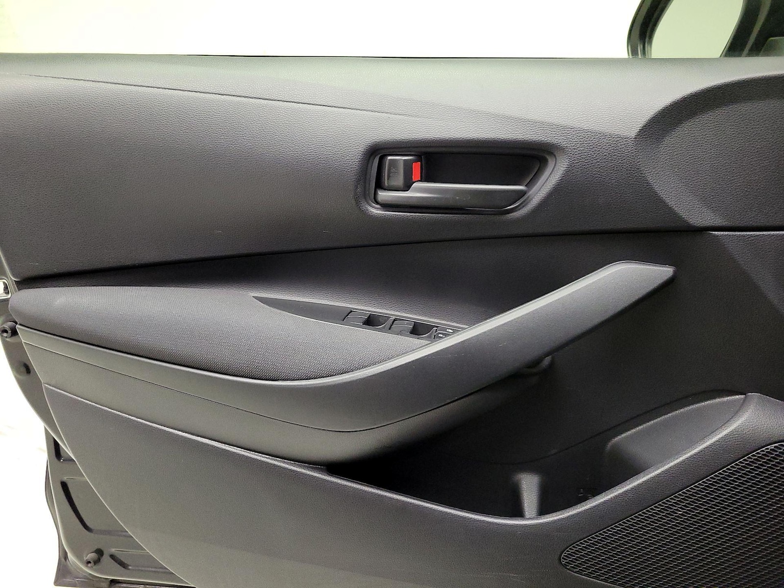 2022 Toyota Corolla LE - Photo 11