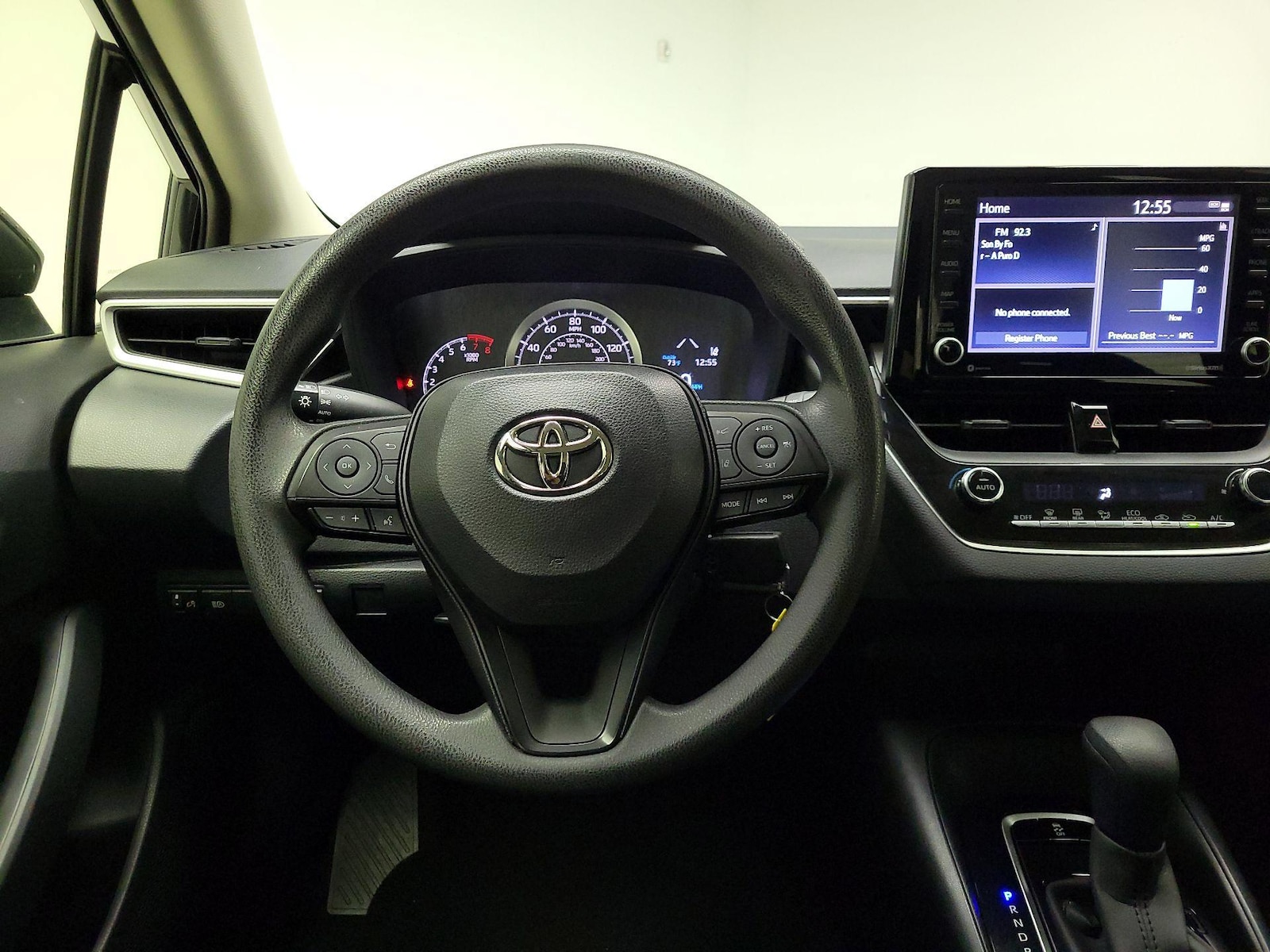 2022 Toyota Corolla LE - Photo 9