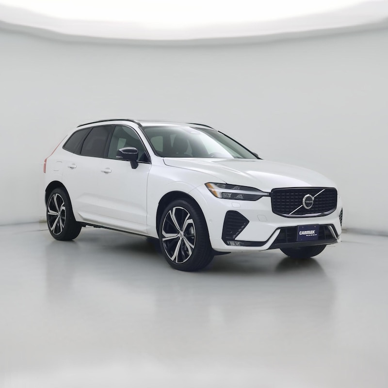 2024 Volvo XC60 B5 Ultimate Dark Theme
