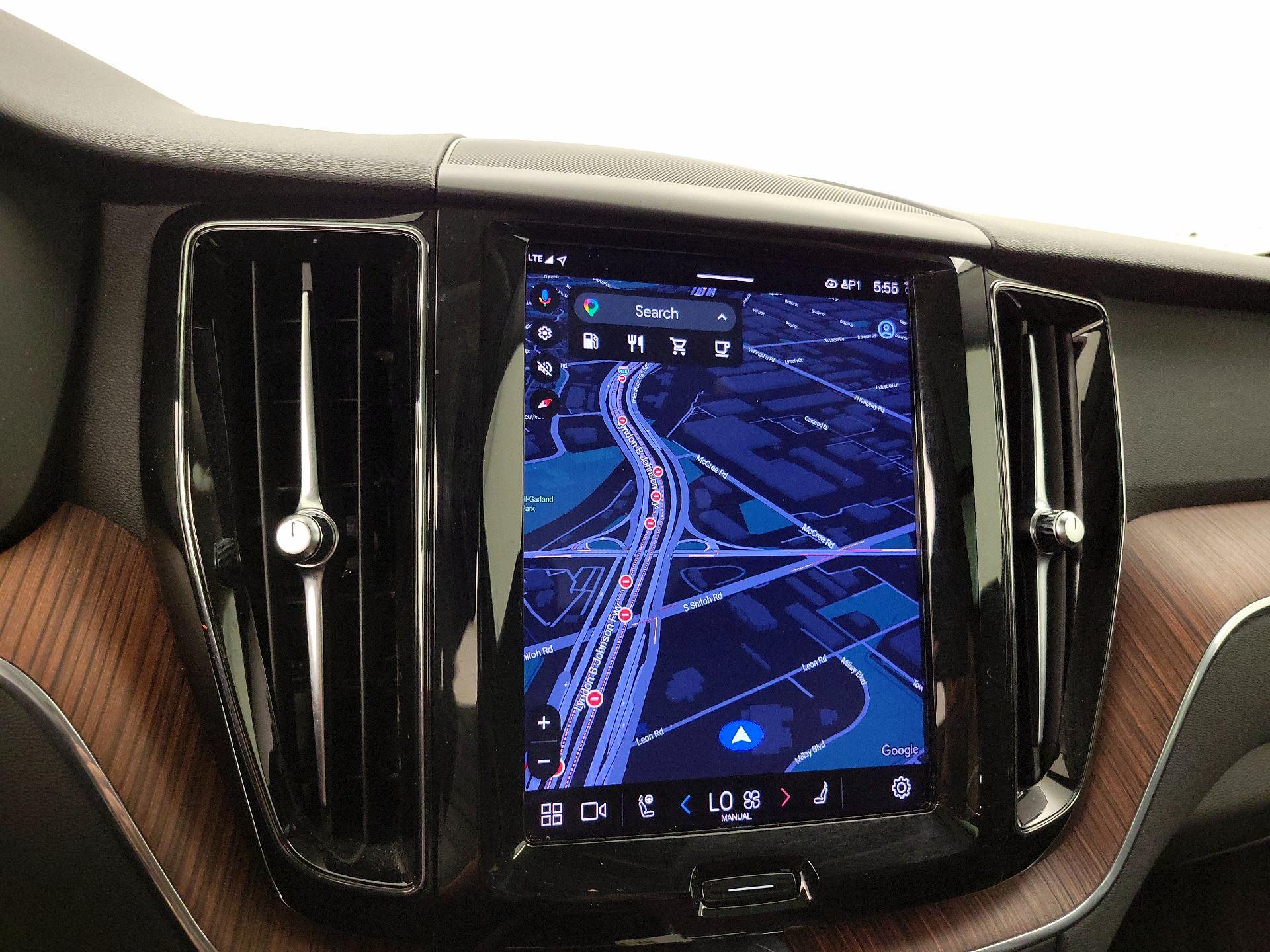 Thumbnail: 2023 Volvo XC60 - 14