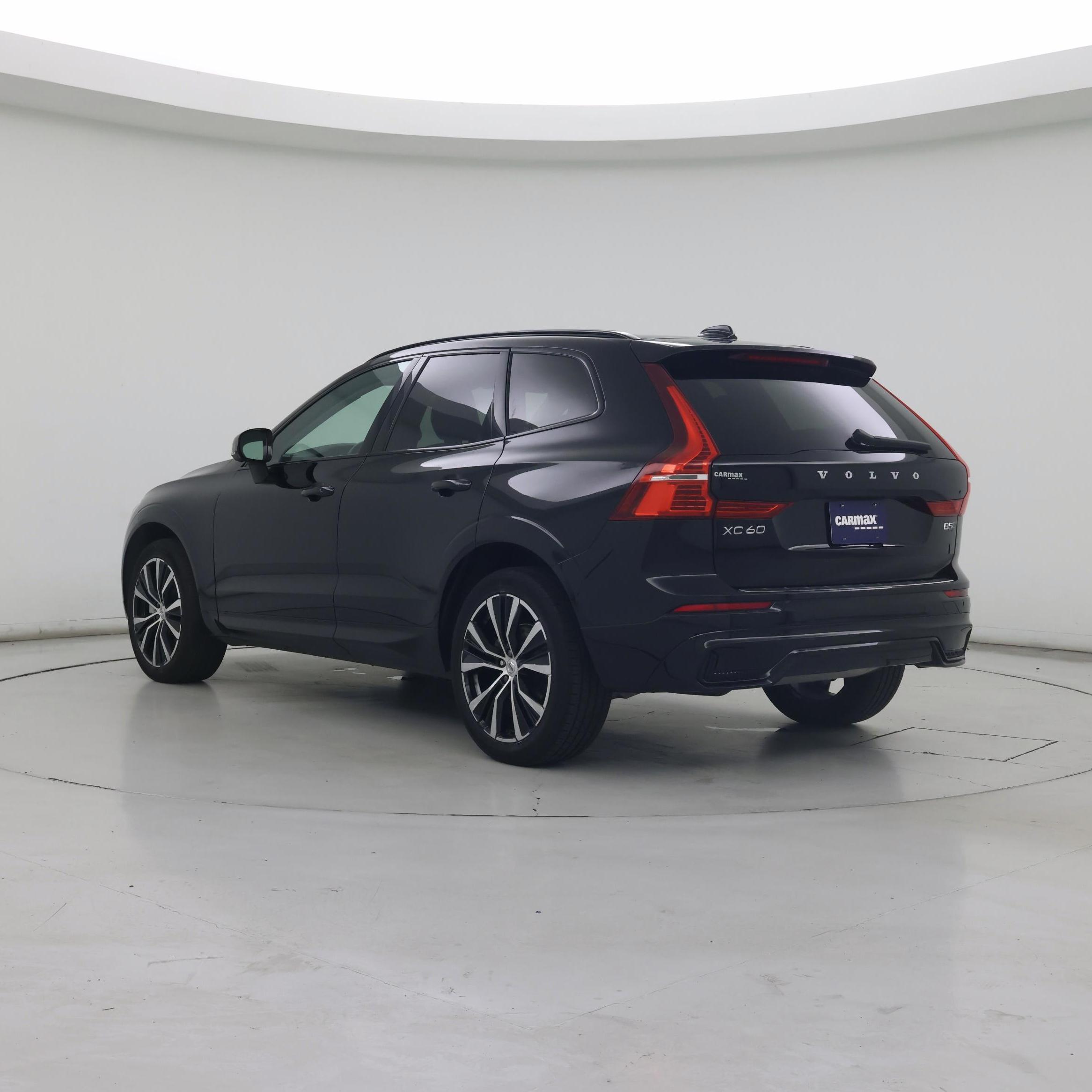 Thumbnail: 2023 Volvo XC60 - 2