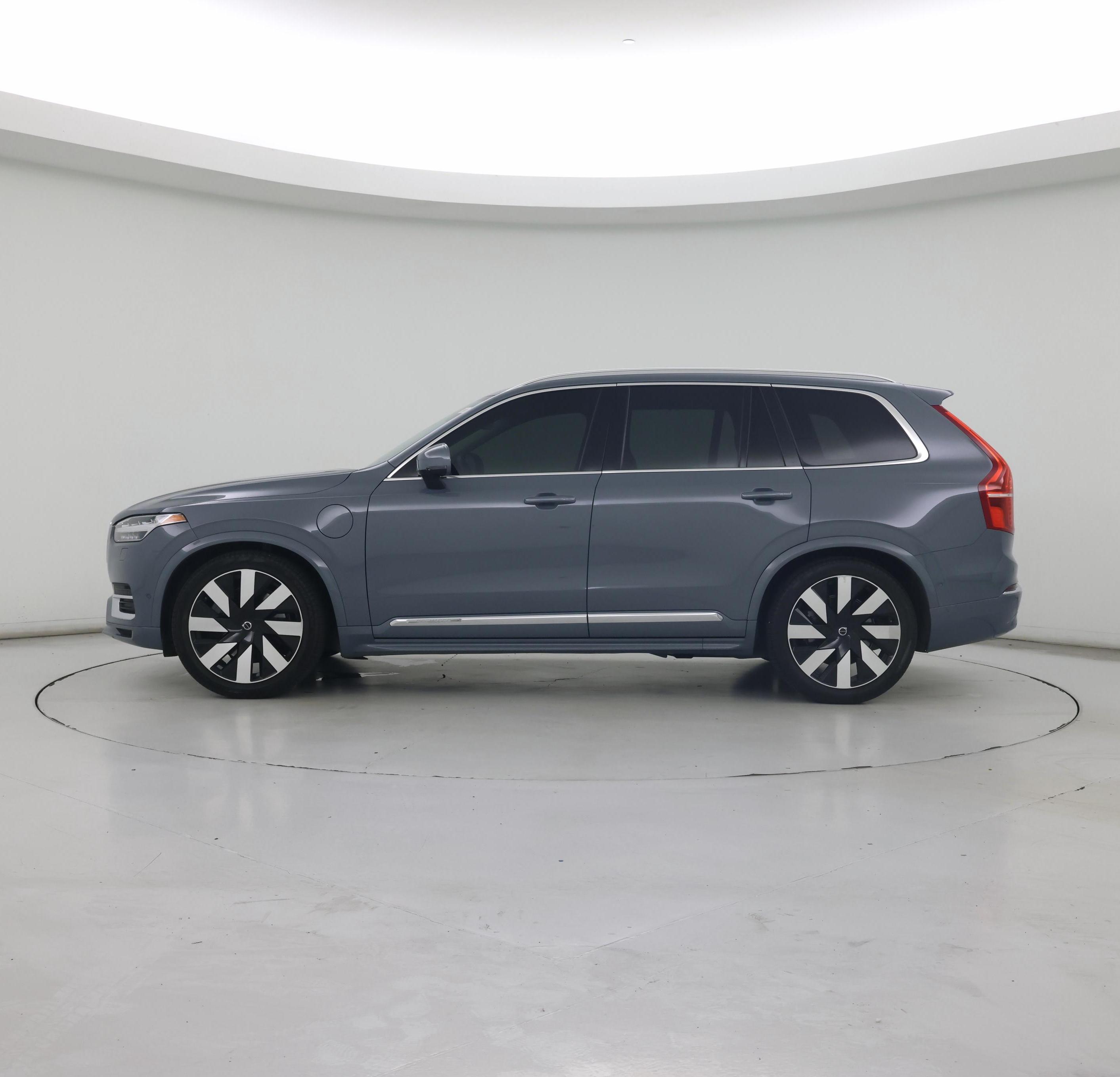 Thumbnail: 2023 Volvo XC90 - 3