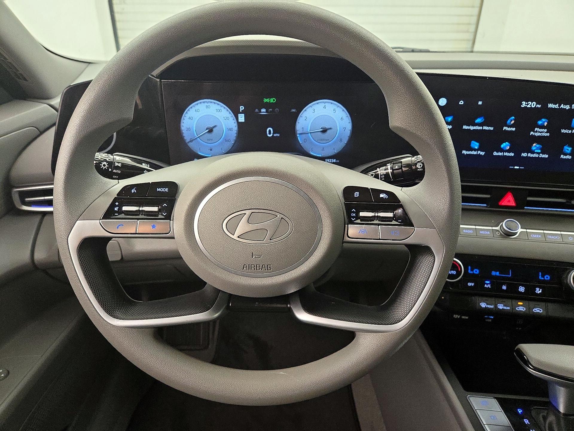 Thumbnail: 2024 Hyundai Elantra - 10