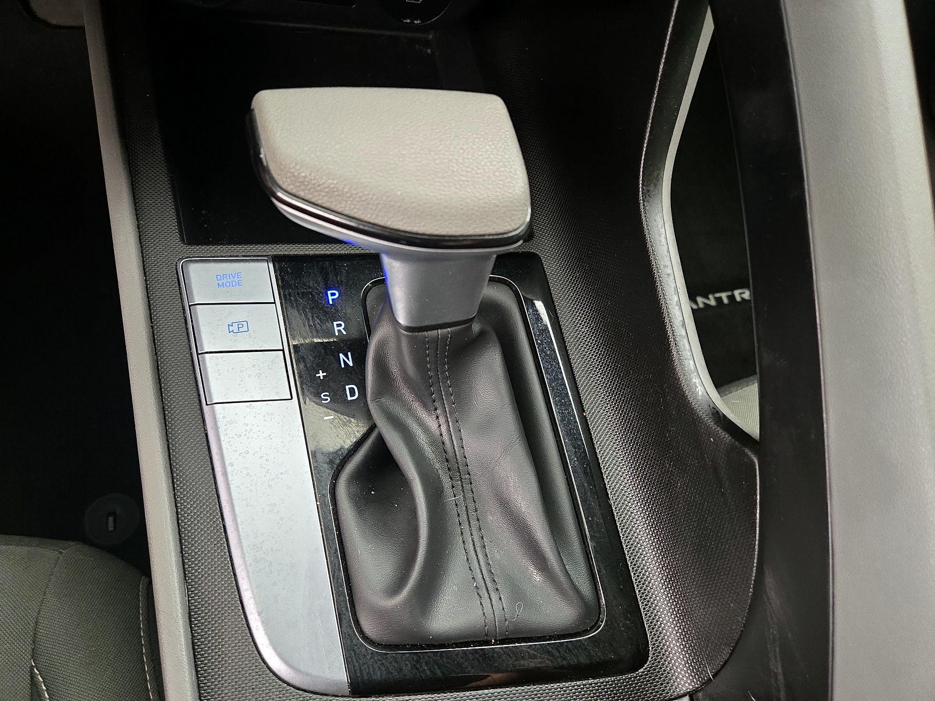 Thumbnail: 2024 Hyundai Elantra - 18
