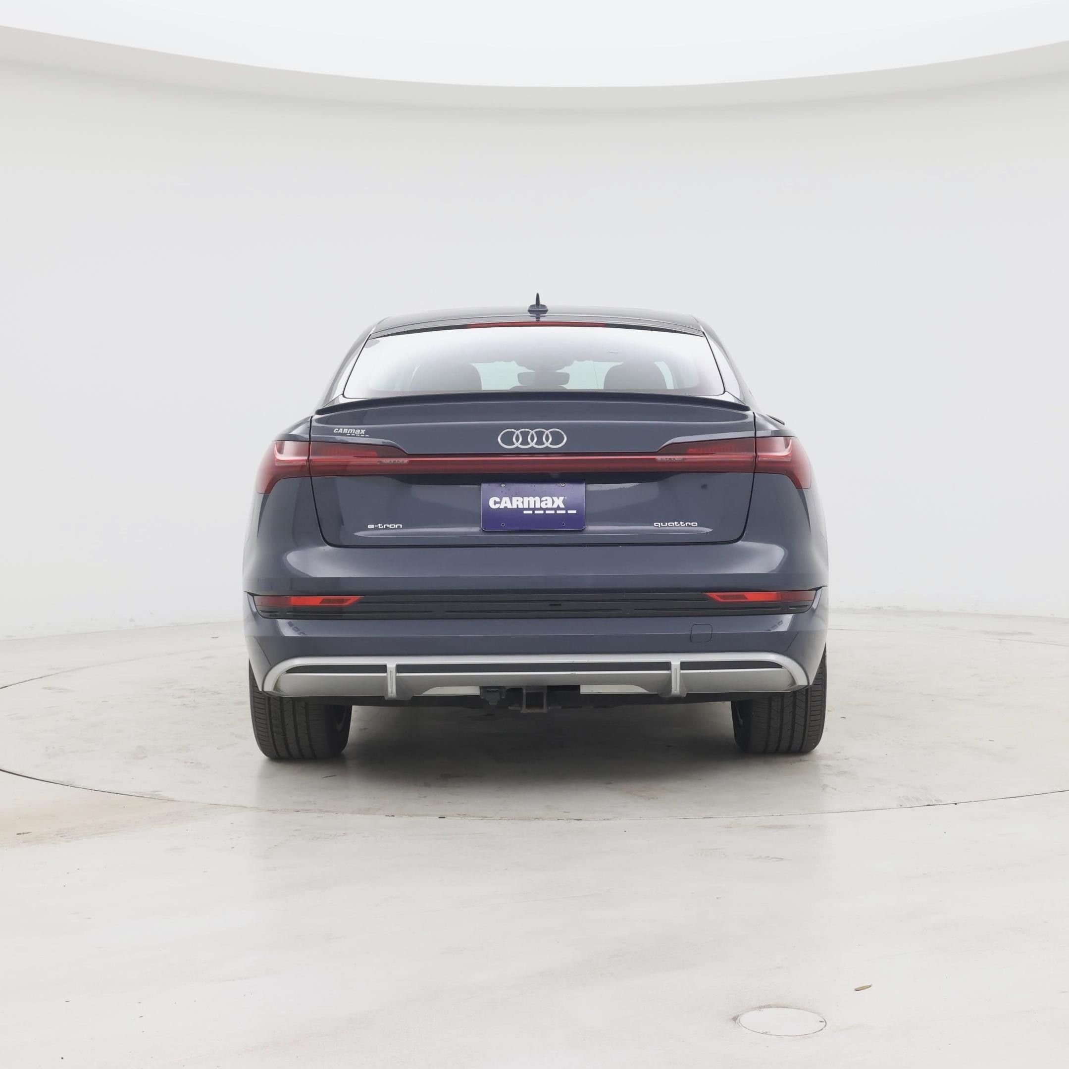 Thumbnail: 2021 Audi e-tron S - 6