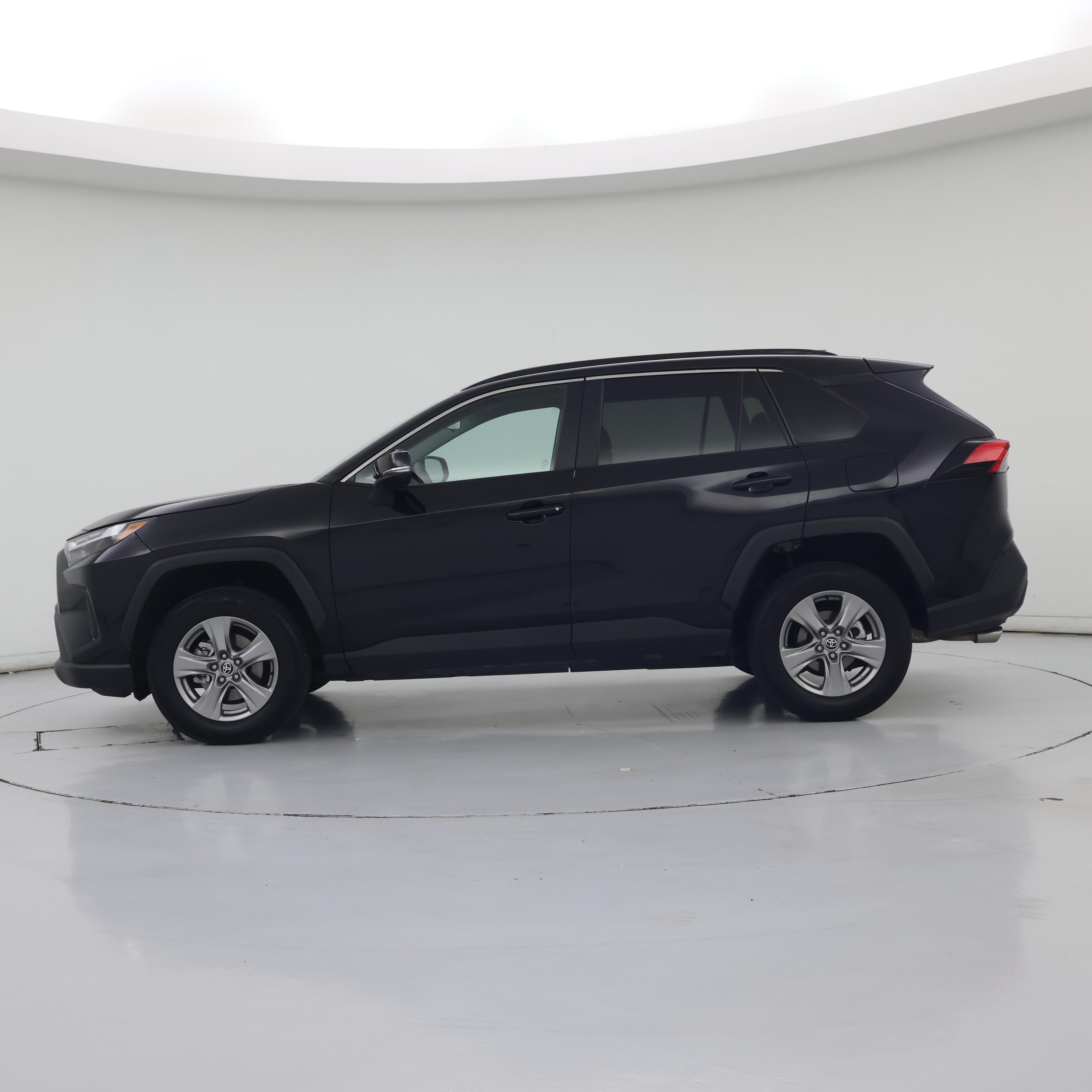 Thumbnail: 2025 Toyota RAV4 - 3