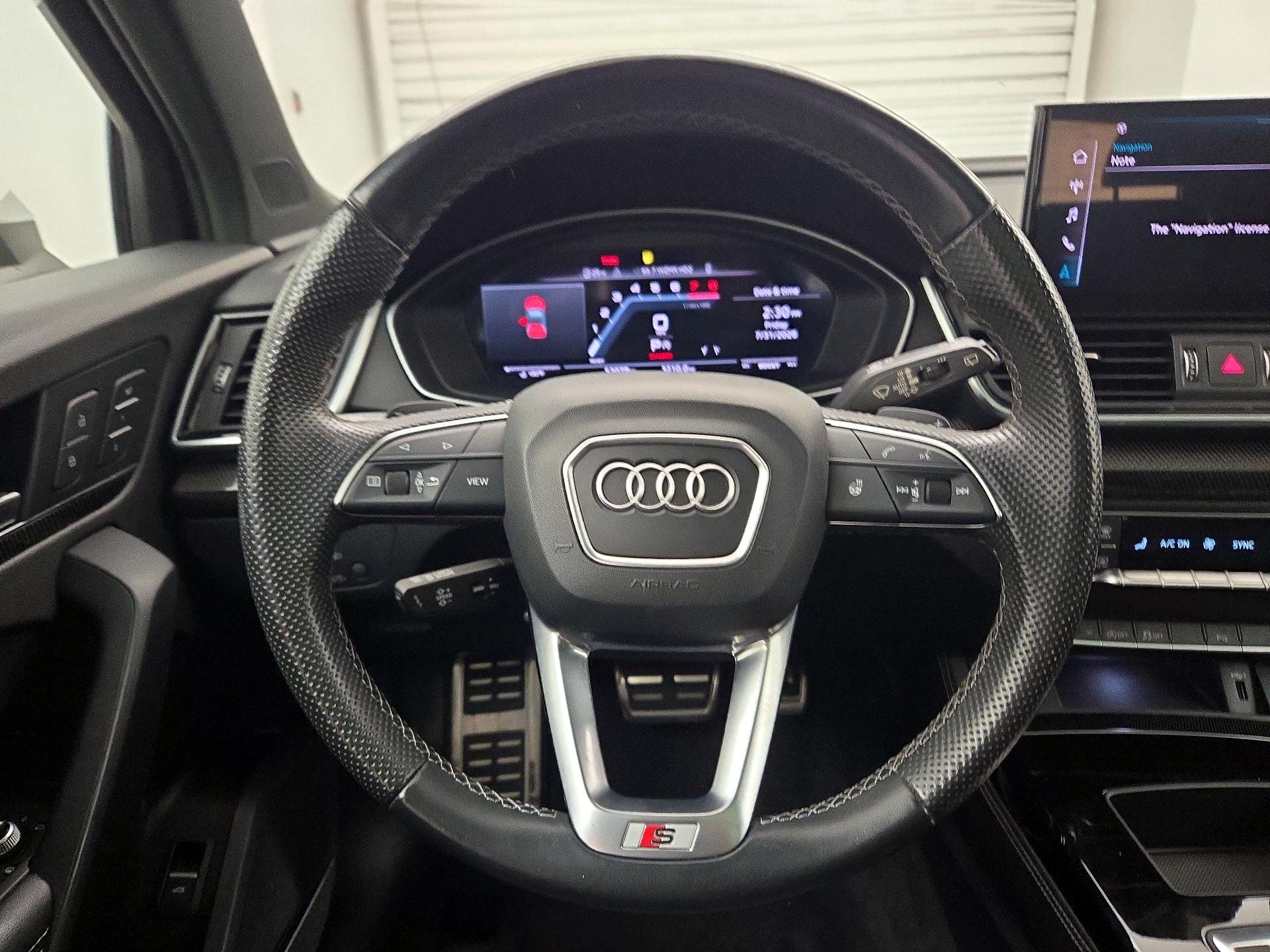 Thumbnail: 2022 Audi SQ5 - 10