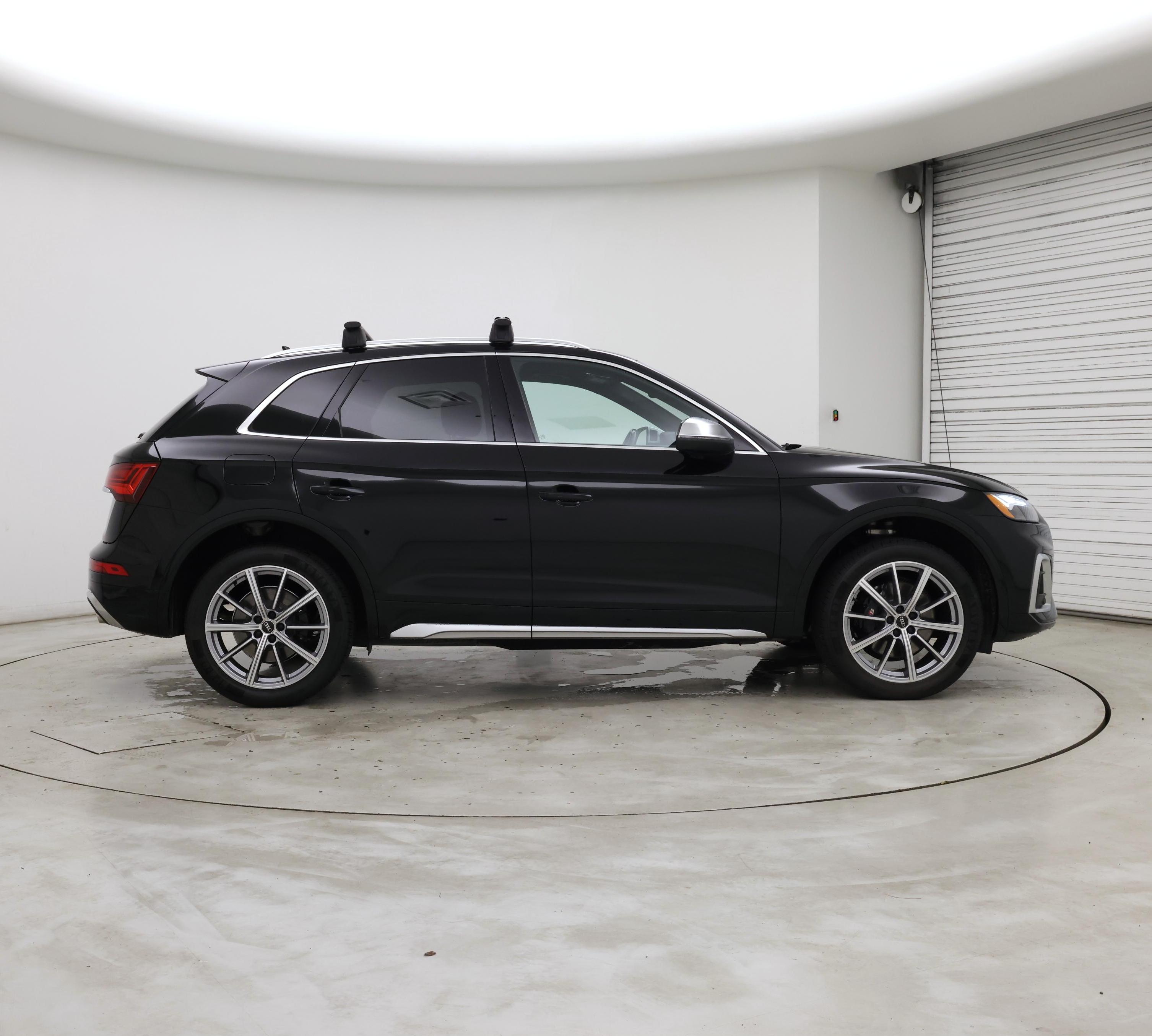 Thumbnail: 2022 Audi SQ5 - 7