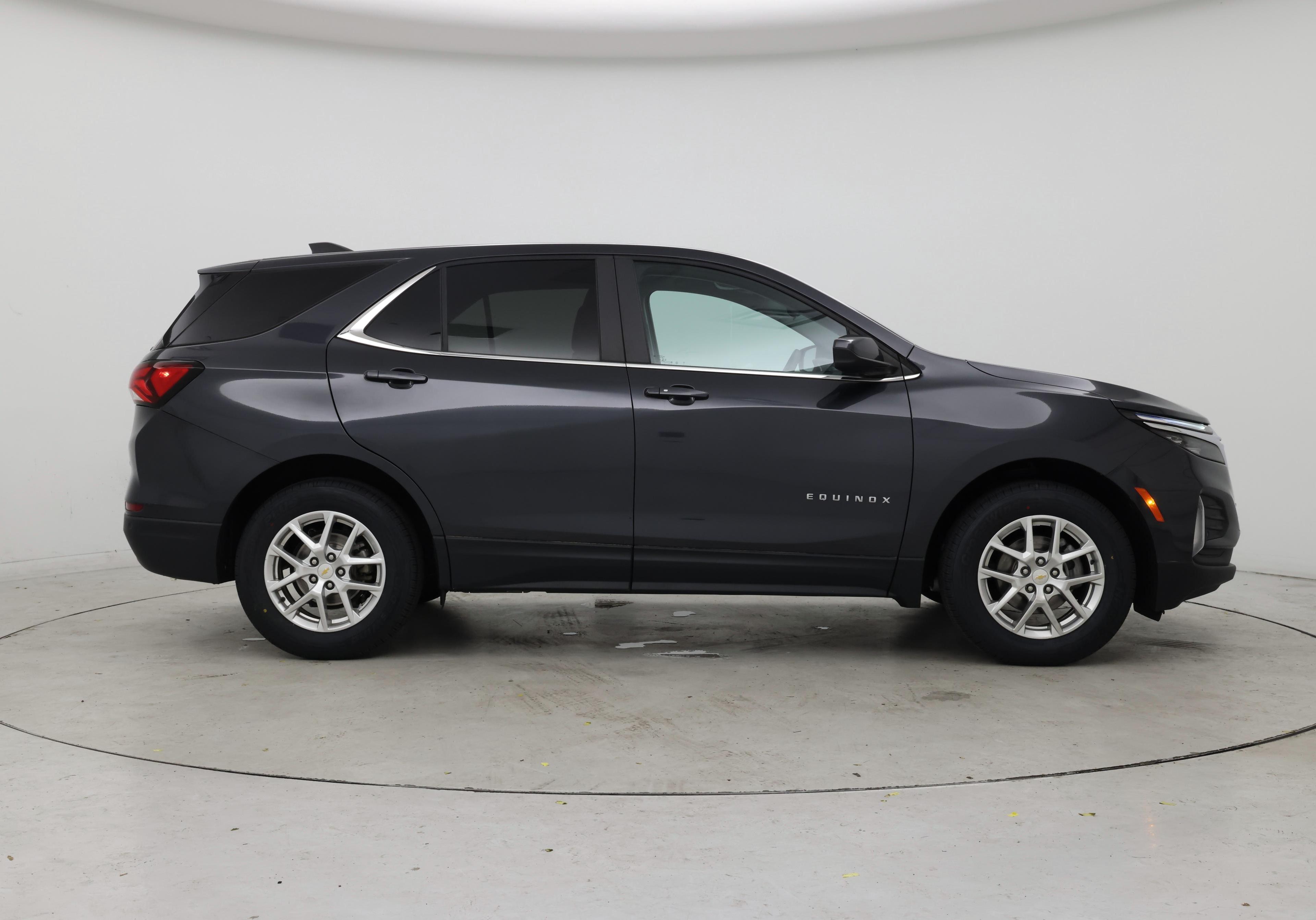Thumbnail: 2022 Chevrolet Equinox - 7