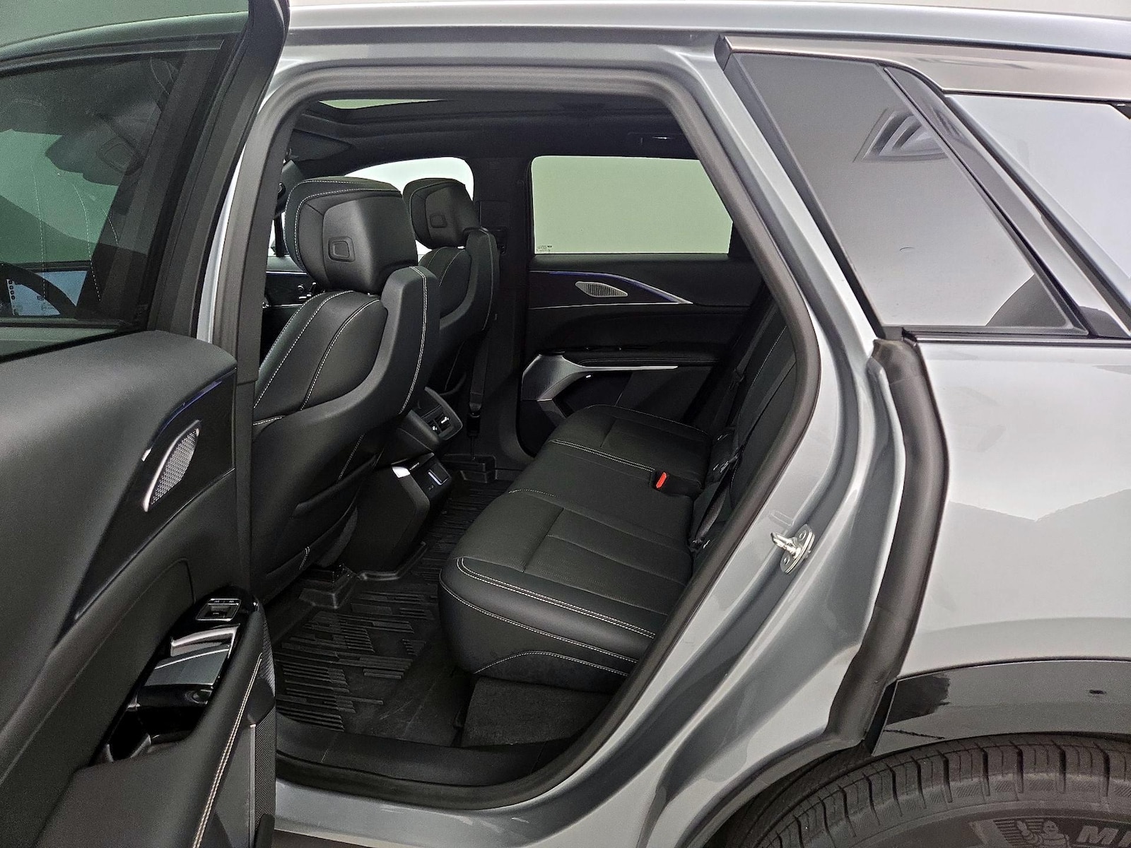 2024 Cadillac LYRIQ Sport 2 - Photo 21