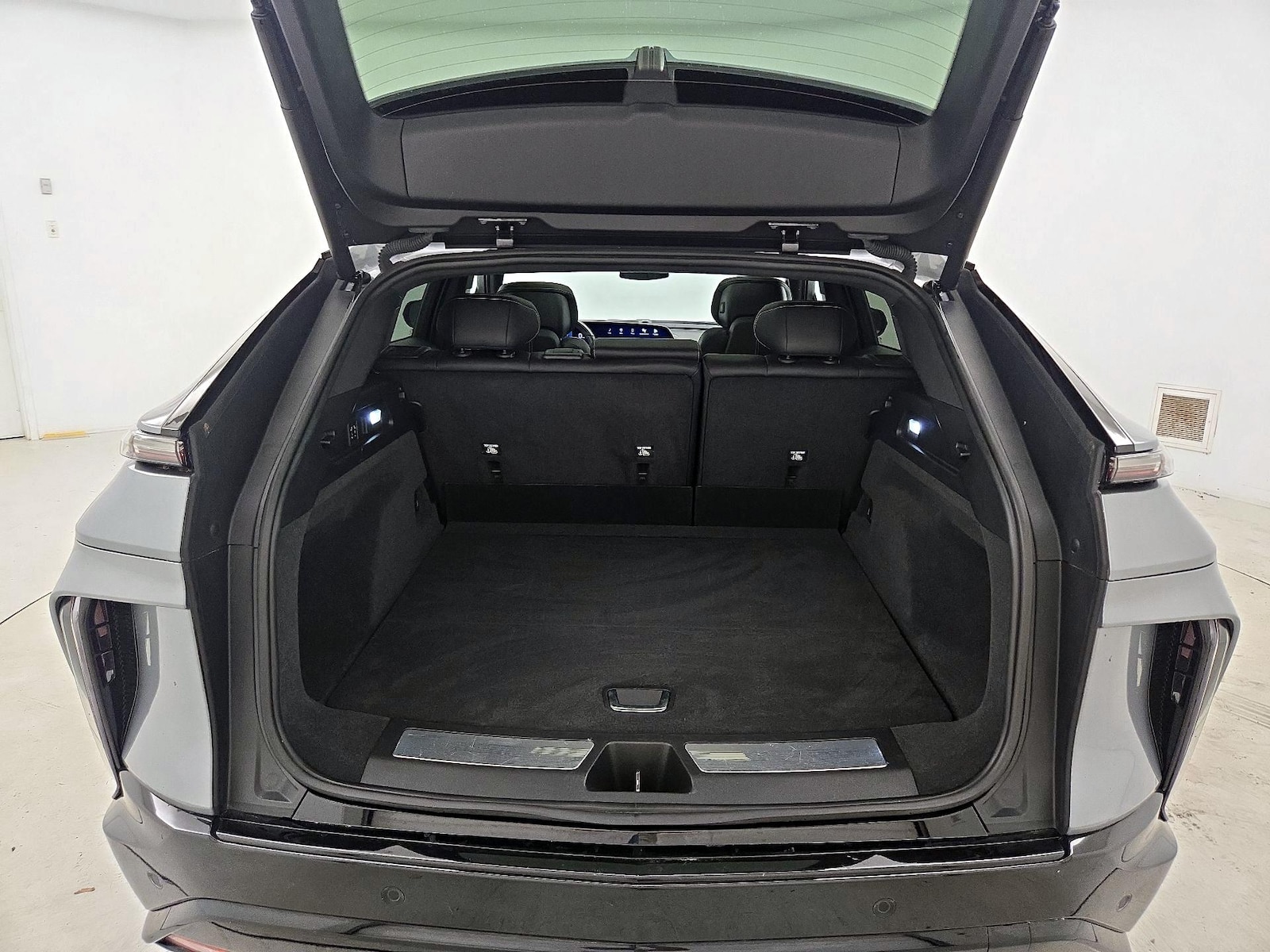 2024 Cadillac LYRIQ Sport 2 - Photo 22
