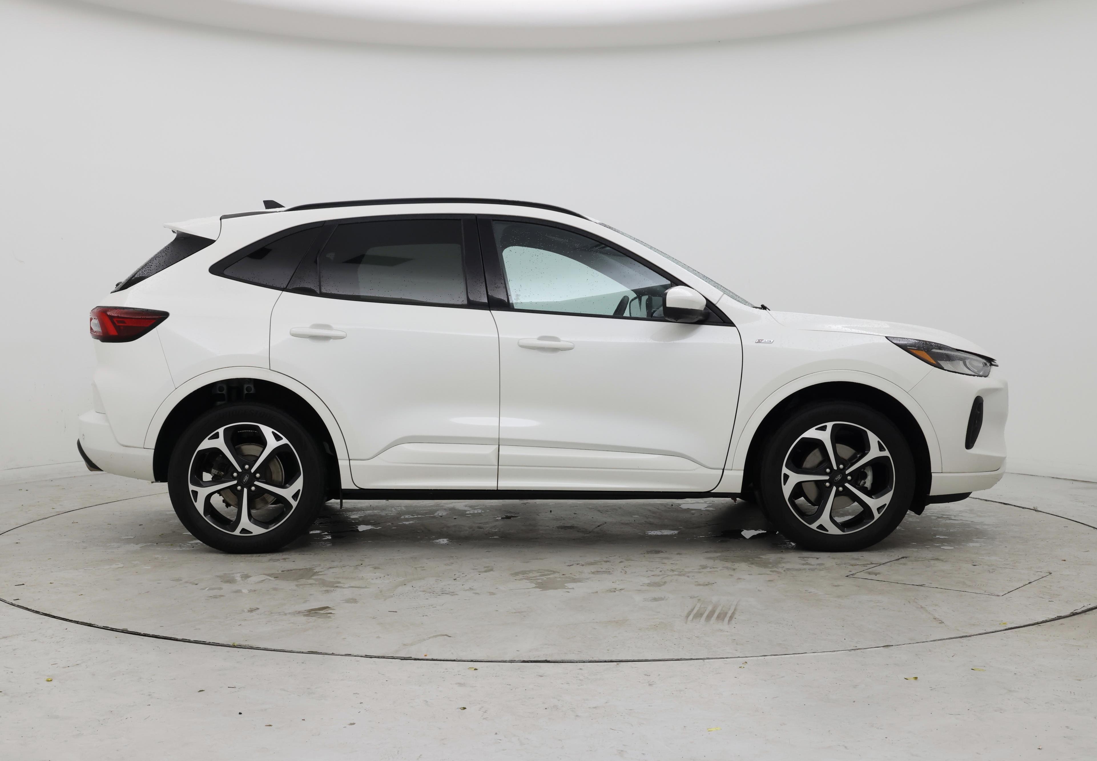 Thumbnail: 2023 Ford Escape - 7