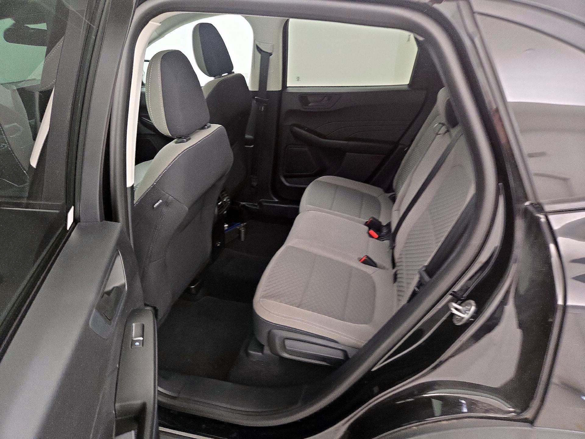 Thumbnail: 2022 Ford Escape - 20