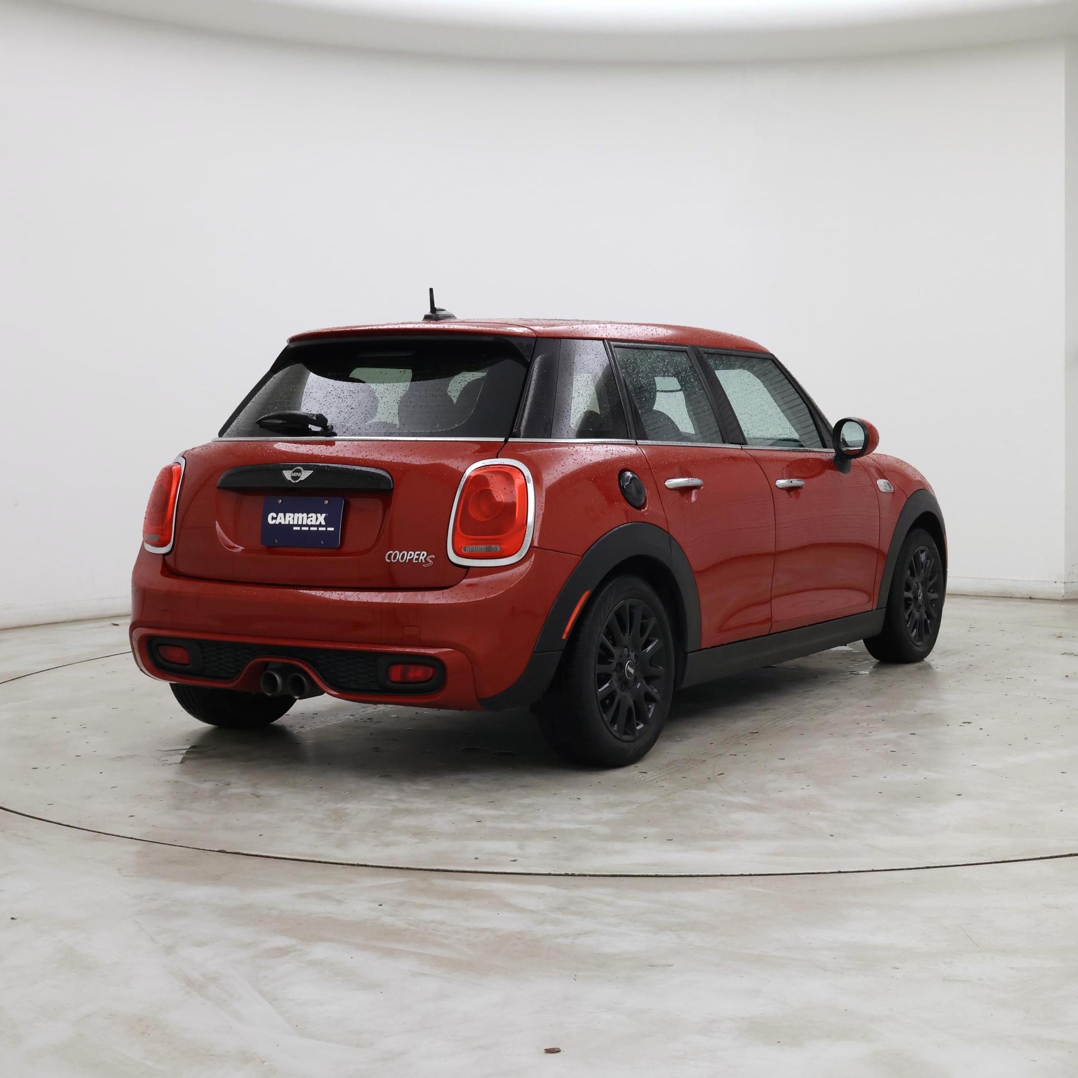 Thumbnail: 2016 MINI Cooper Hardtop - 8