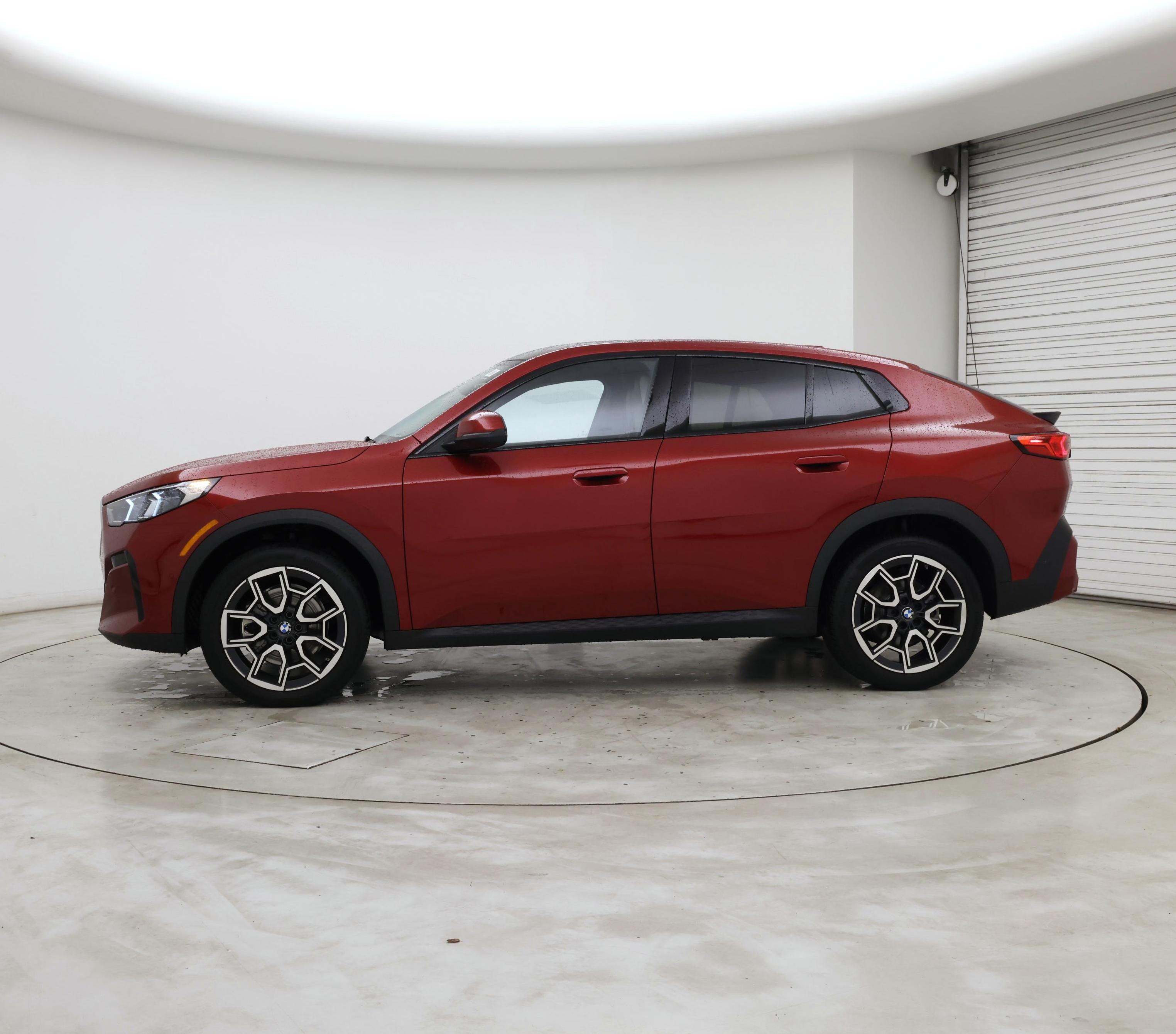 Thumbnail: 2026 BMW X2 - 3