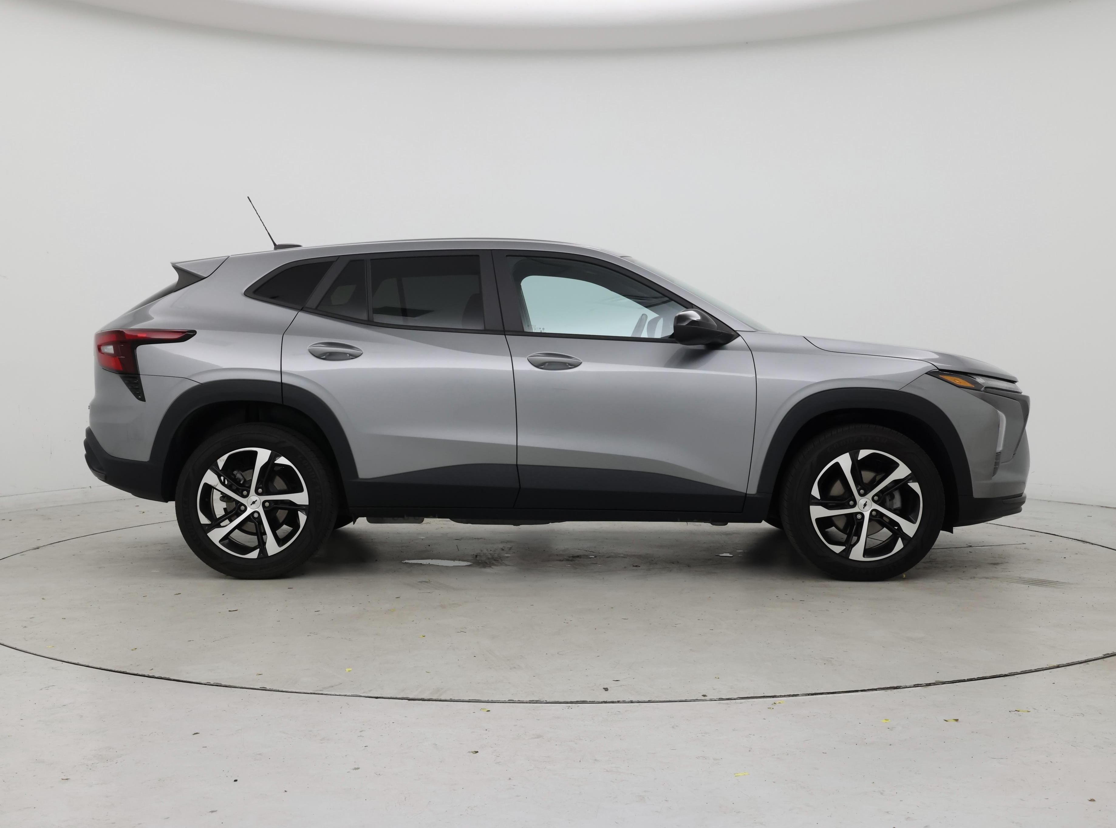 Thumbnail: 2024 Chevrolet Trax - 7