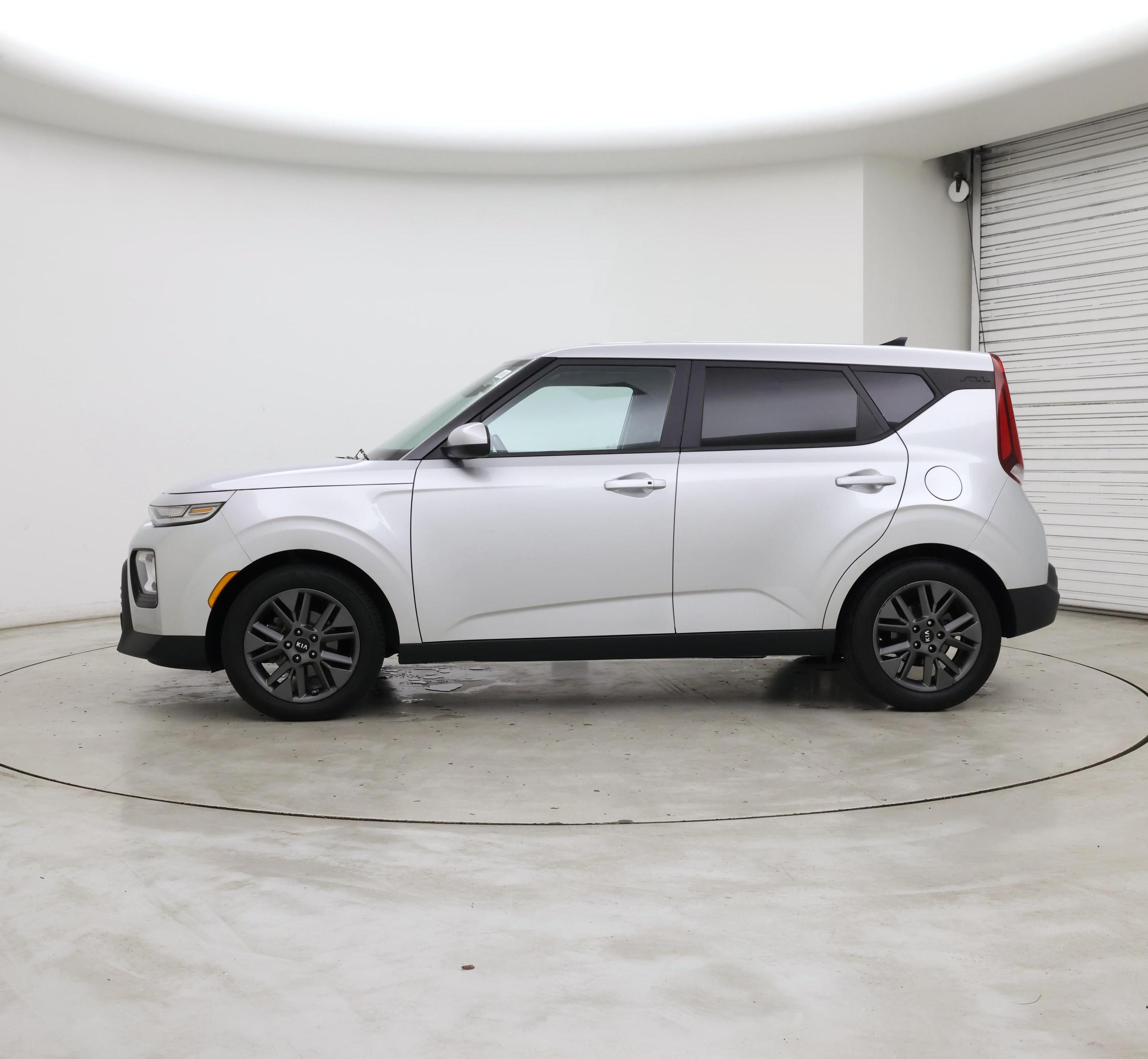 Thumbnail: 2020 Kia Soul - 3