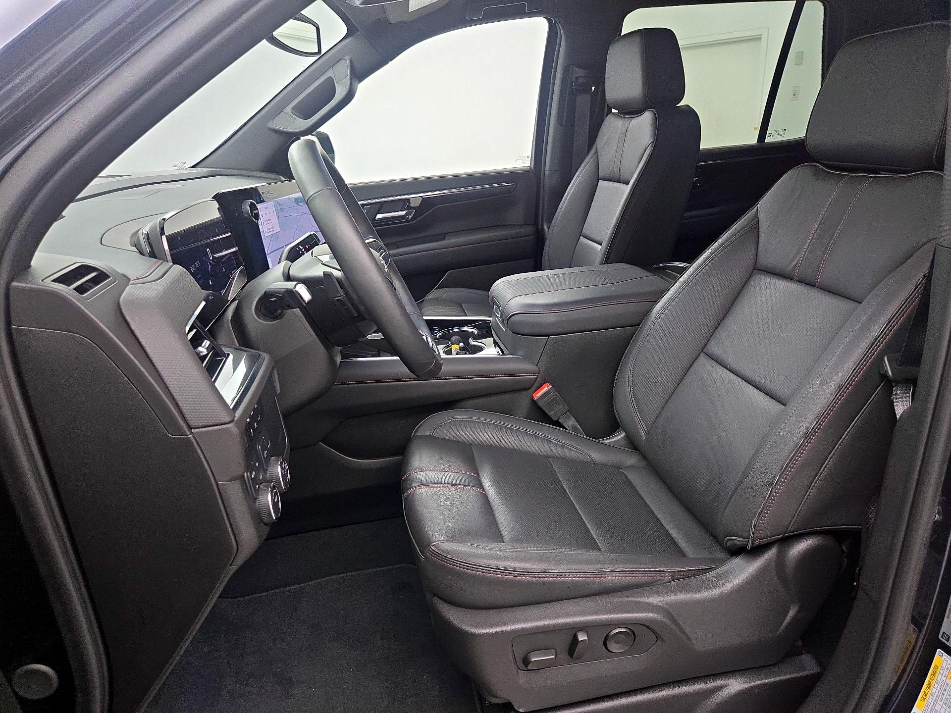 Thumbnail: 2025 Chevrolet Tahoe - 11