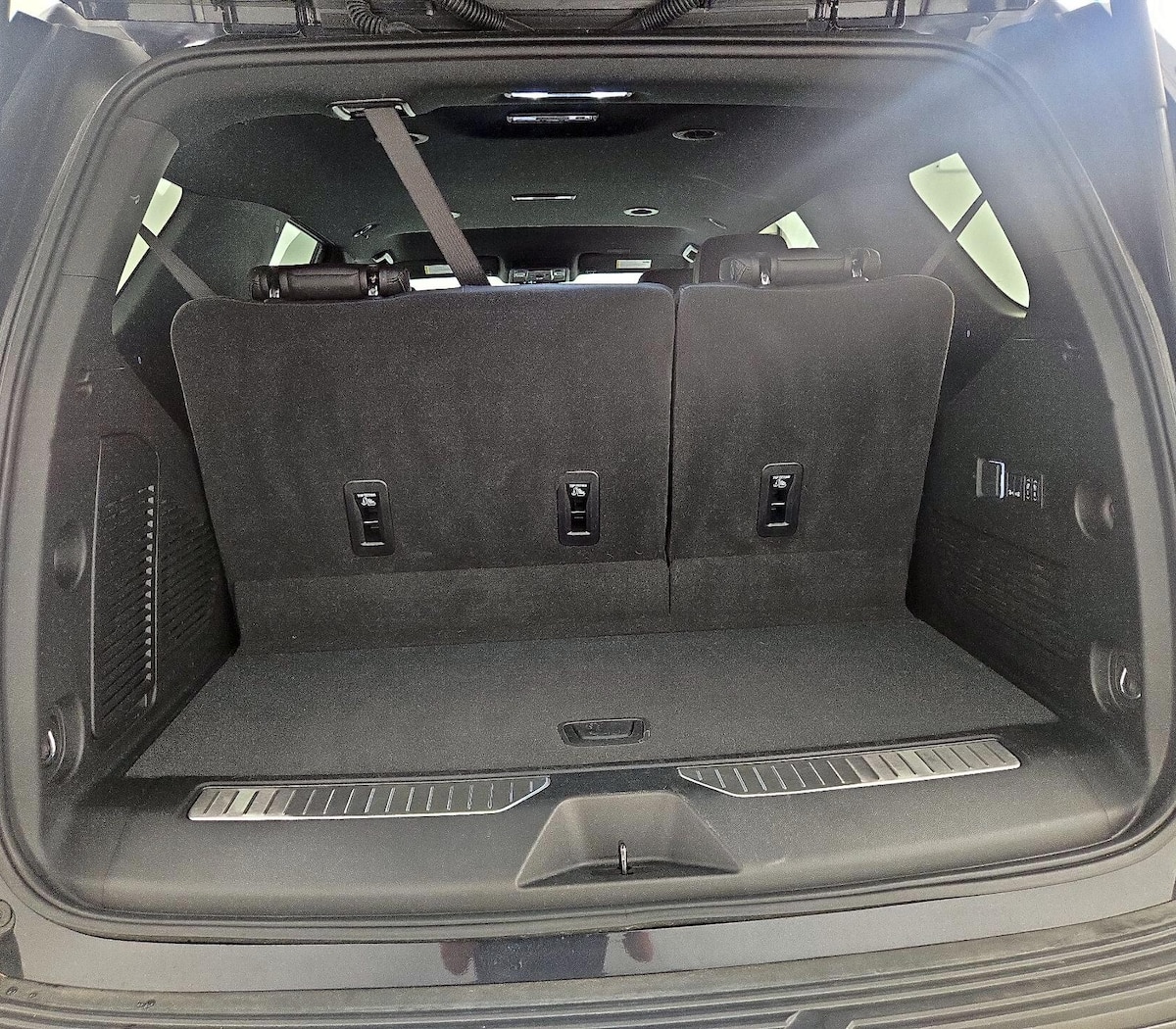 Trunk/Cargo (Seats Up)
