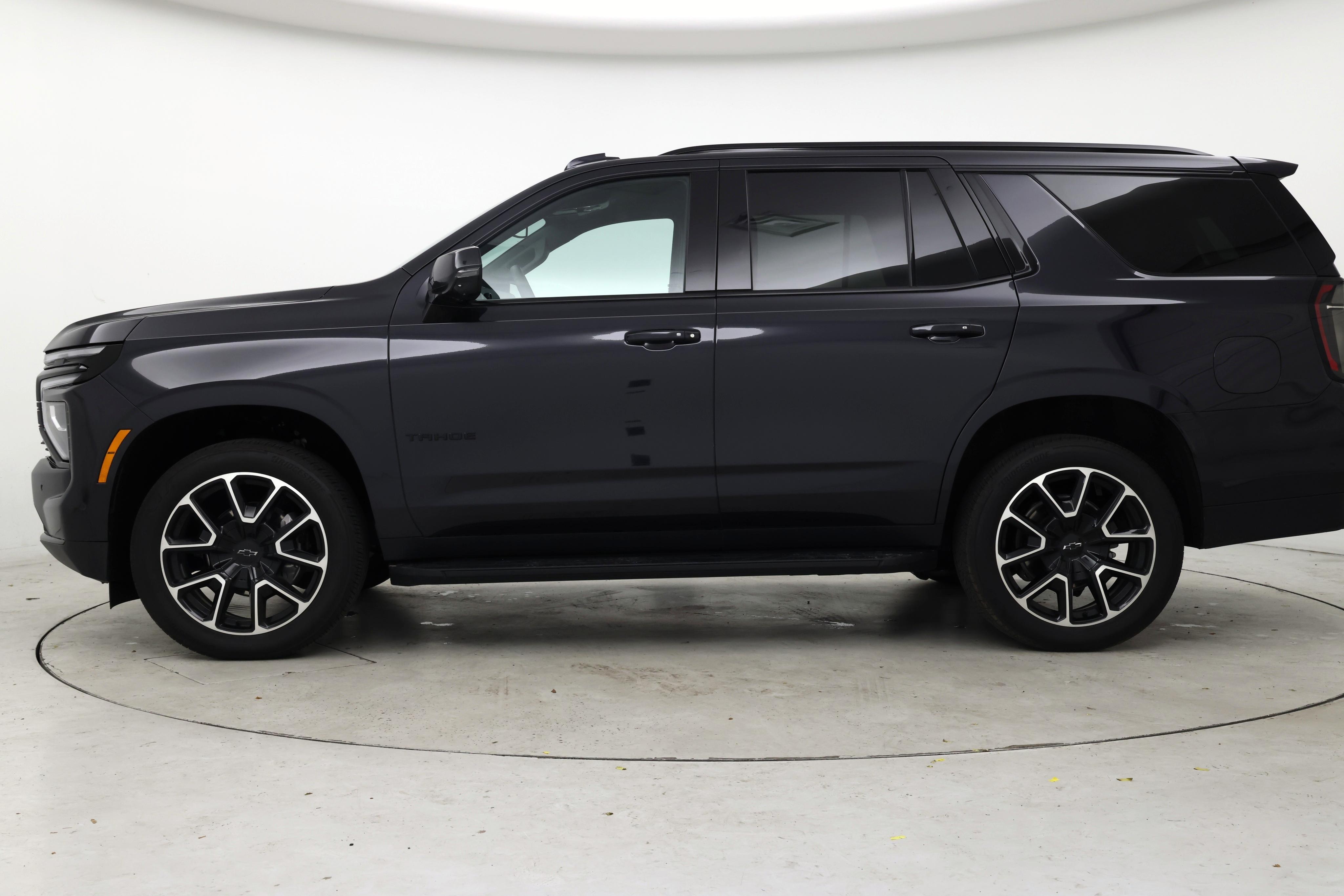 Thumbnail: 2025 Chevrolet Tahoe - 3