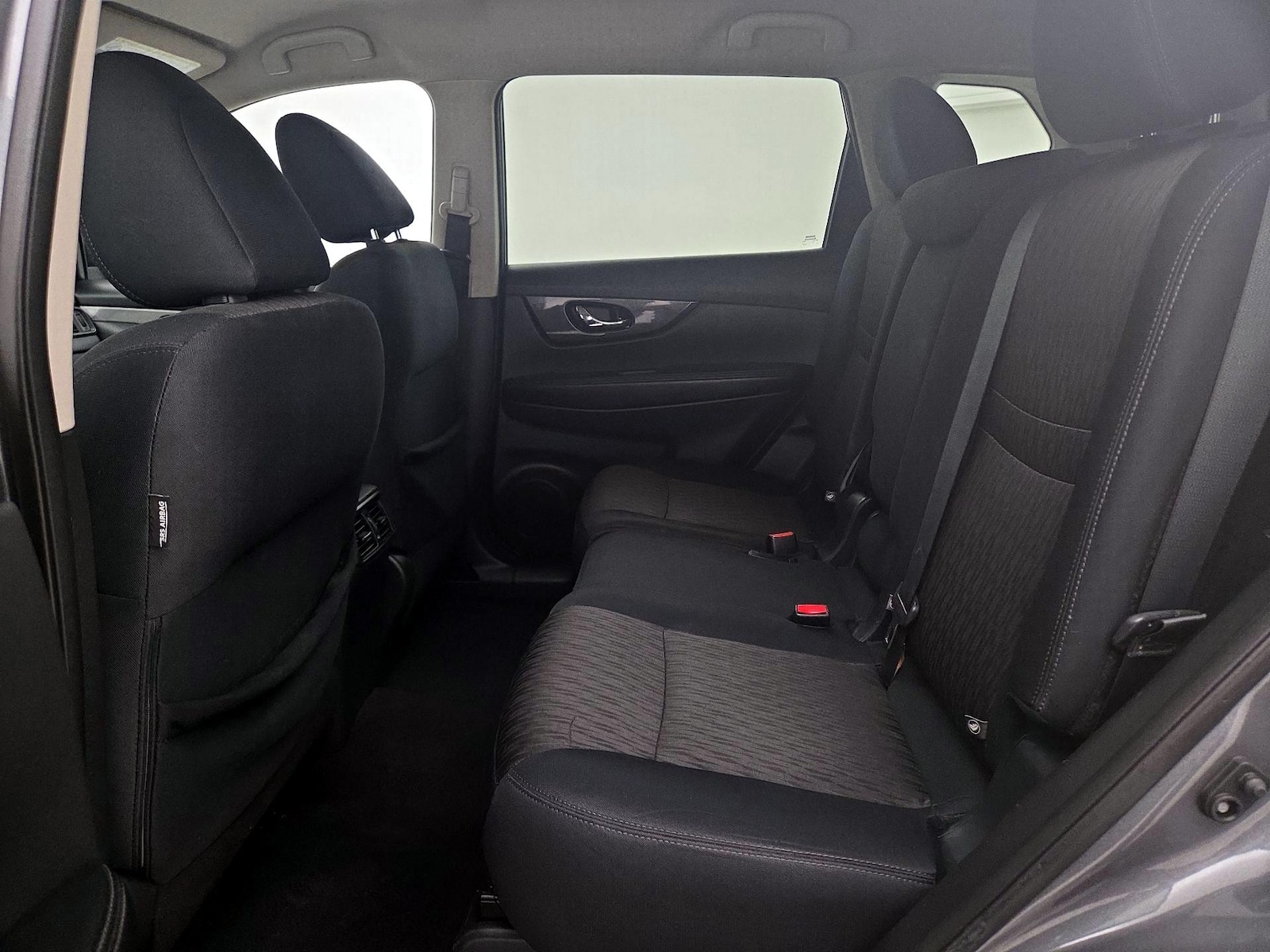 2018 Nissan Rogue SV - Photo 20