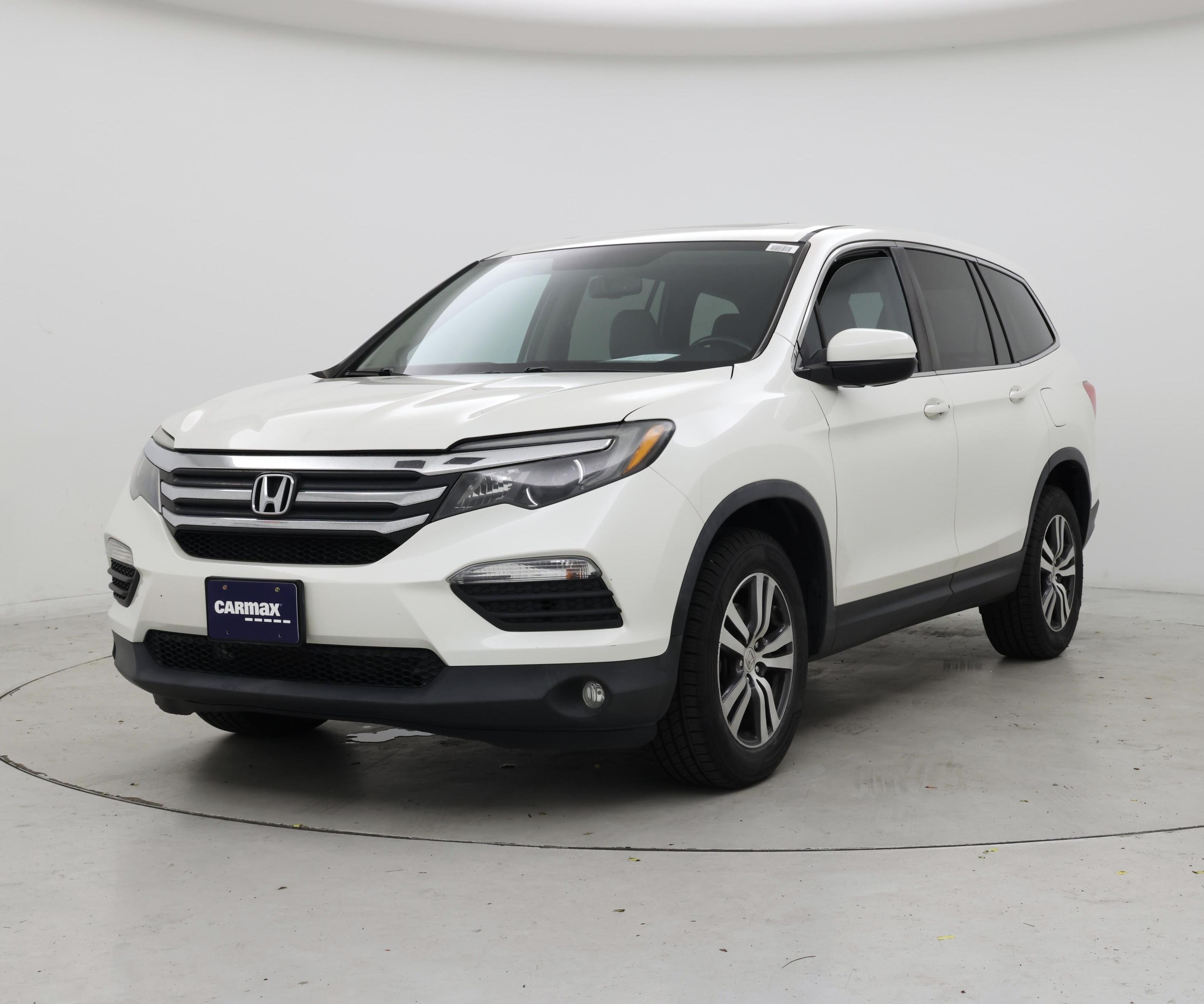 Thumbnail: 2018 Honda Pilot - 4