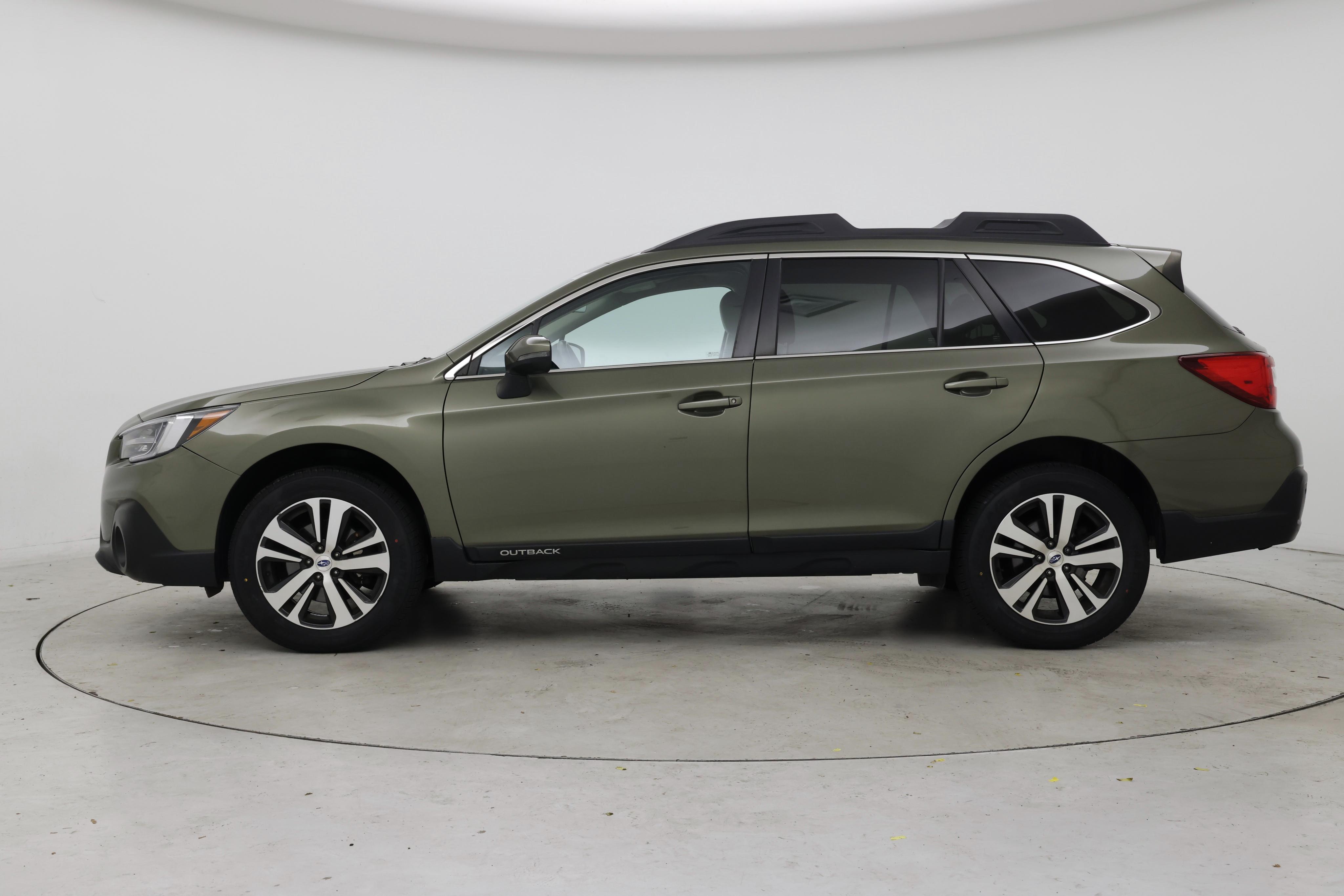 Thumbnail: 2018 Subaru Outback - 3