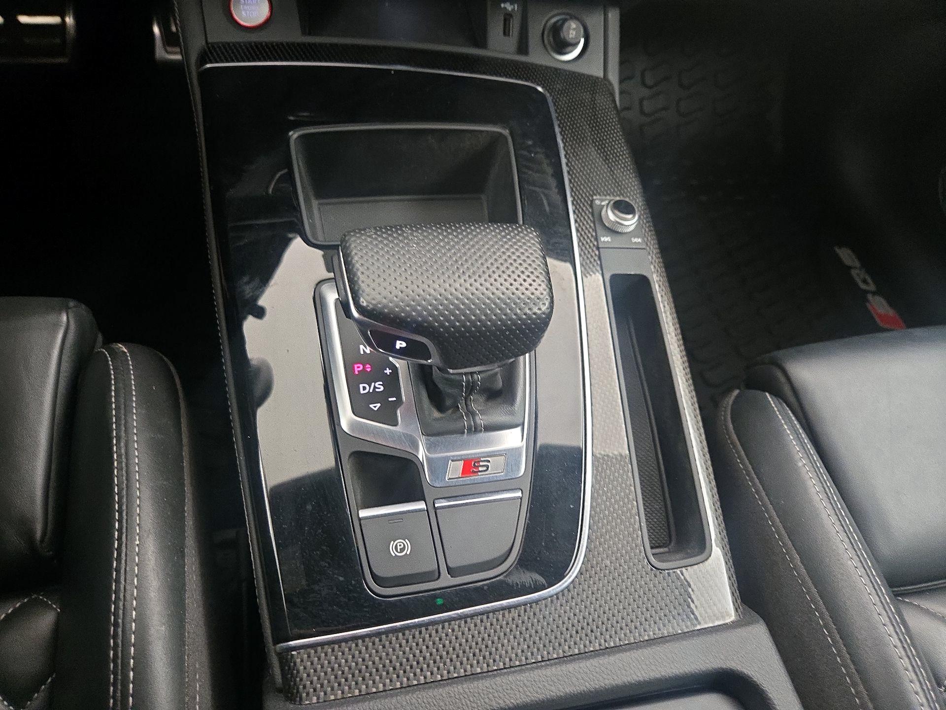 Thumbnail: 2021 Audi SQ5 - 18