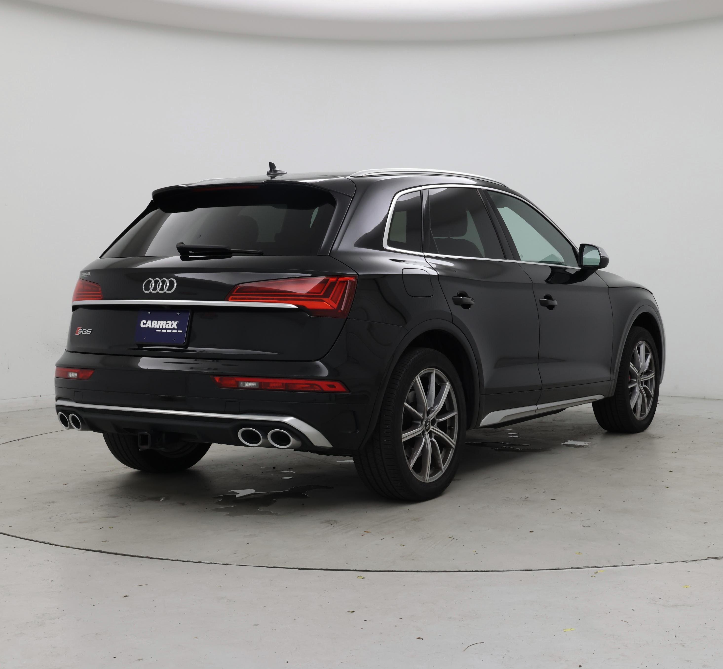 Thumbnail: 2021 Audi SQ5 - 8