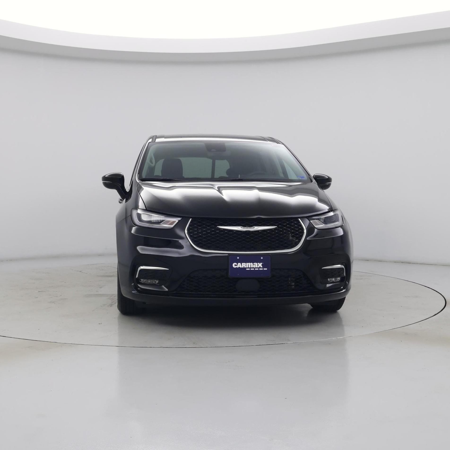 Thumbnail: 2024 Chrysler Pacifica - 5