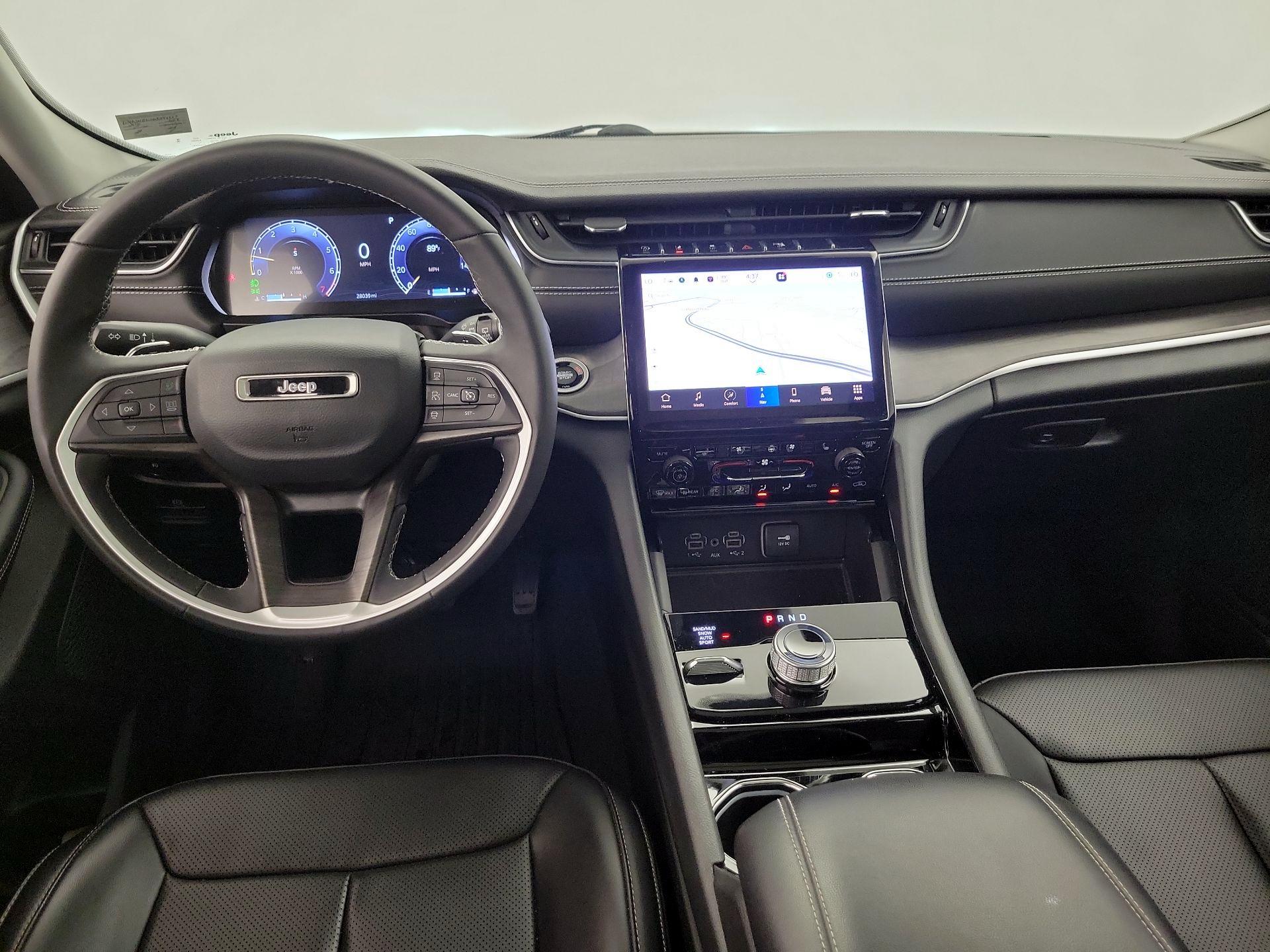 Thumbnail: 2023 Jeep Grand Cherokee L - 9