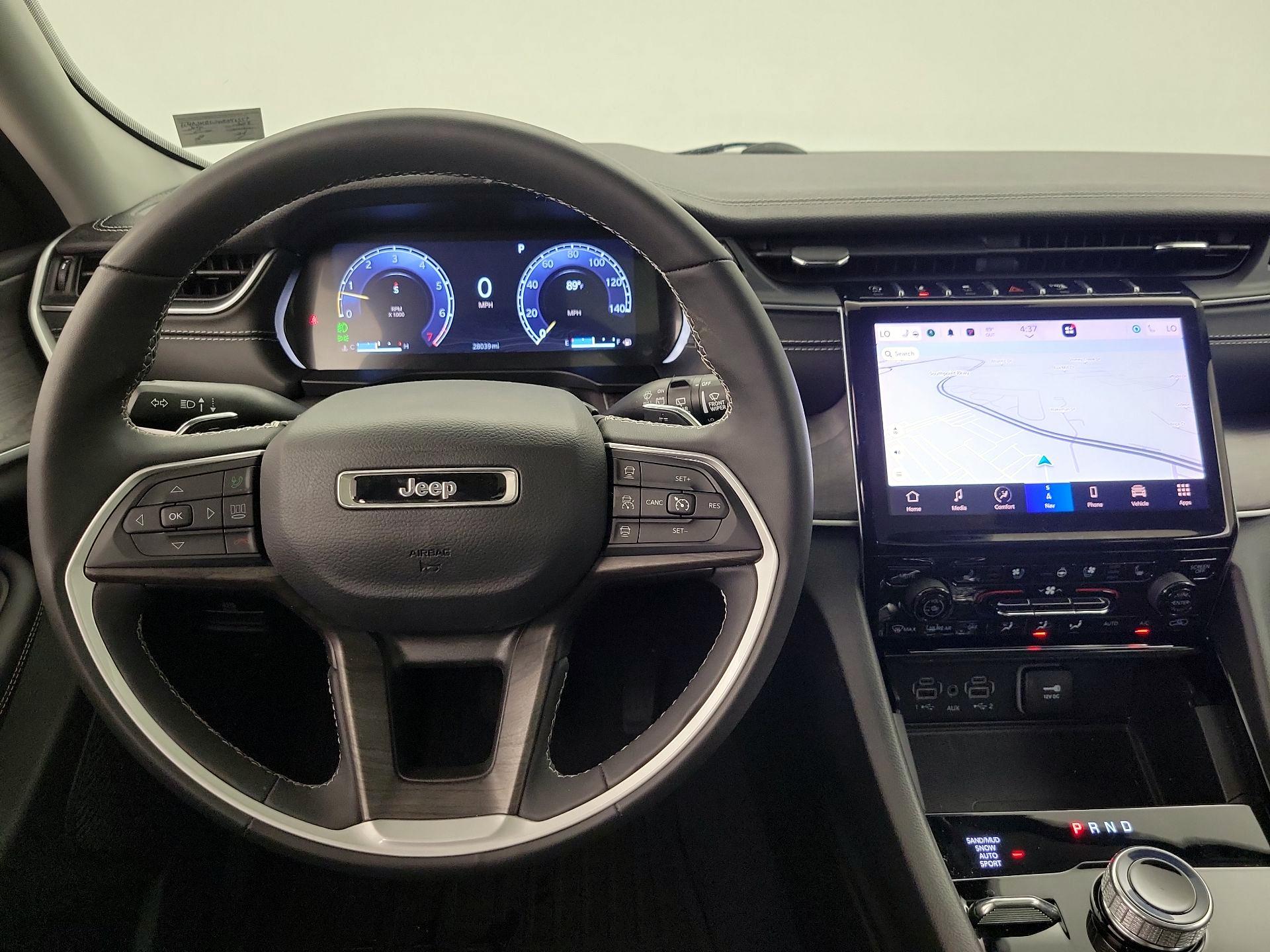 Thumbnail: 2023 Jeep Grand Cherokee L - 10