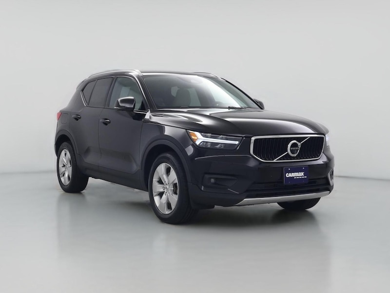 2022 Volvo XC40 T5 Momentum -
                  Fredericksburg, VA