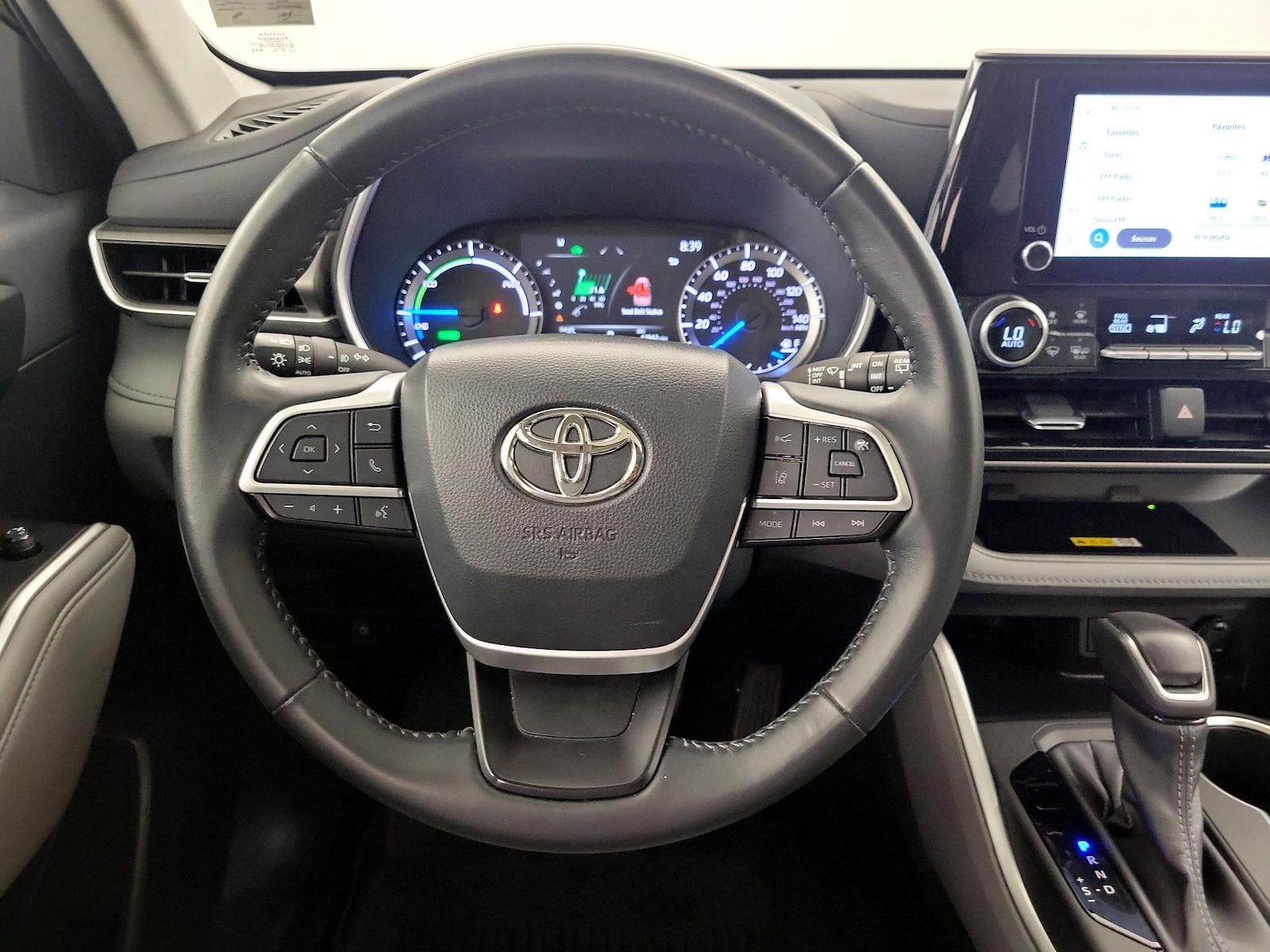 2023 Toyota Highlander XLE - Photo 11