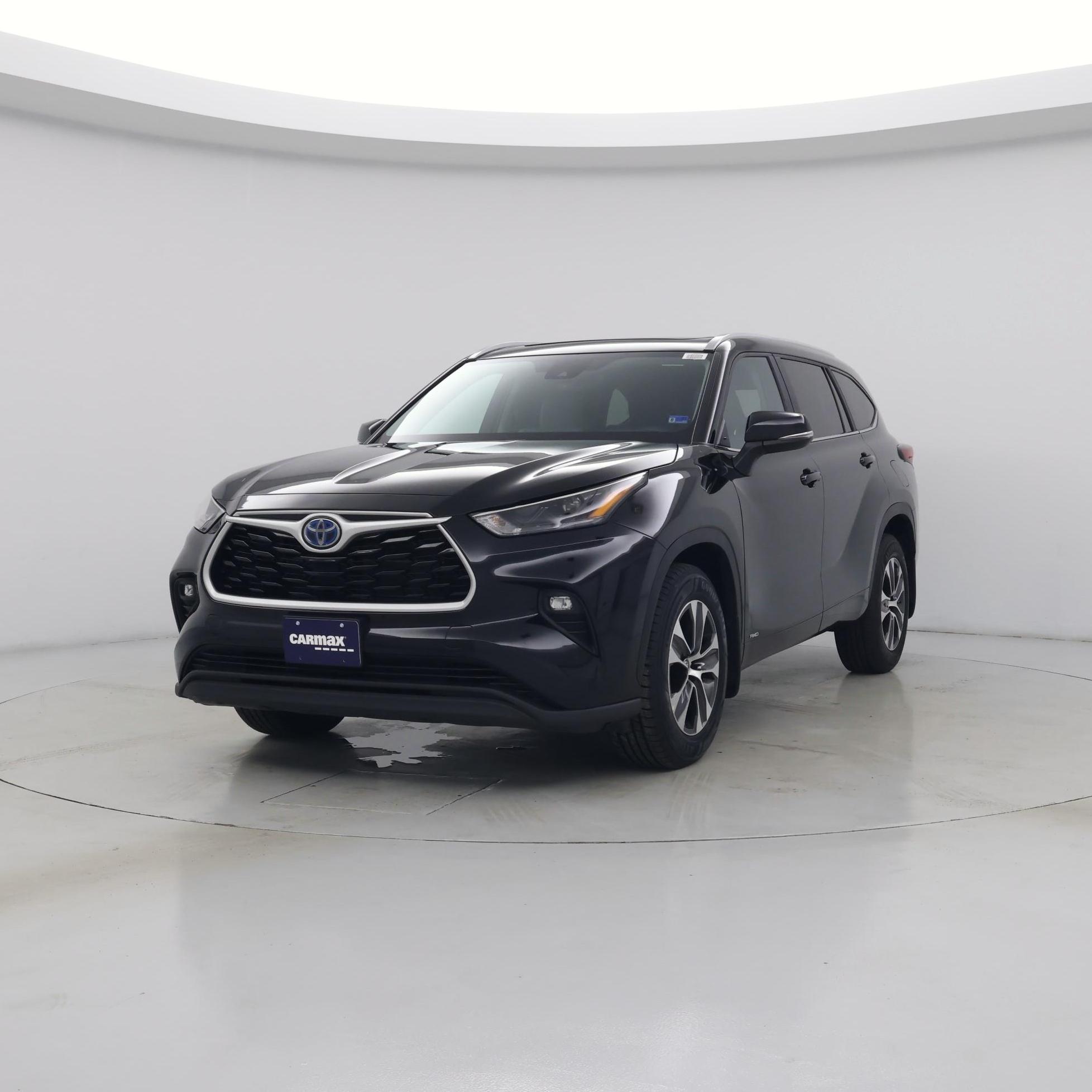 Thumbnail: 2023 Toyota Highlander - 4