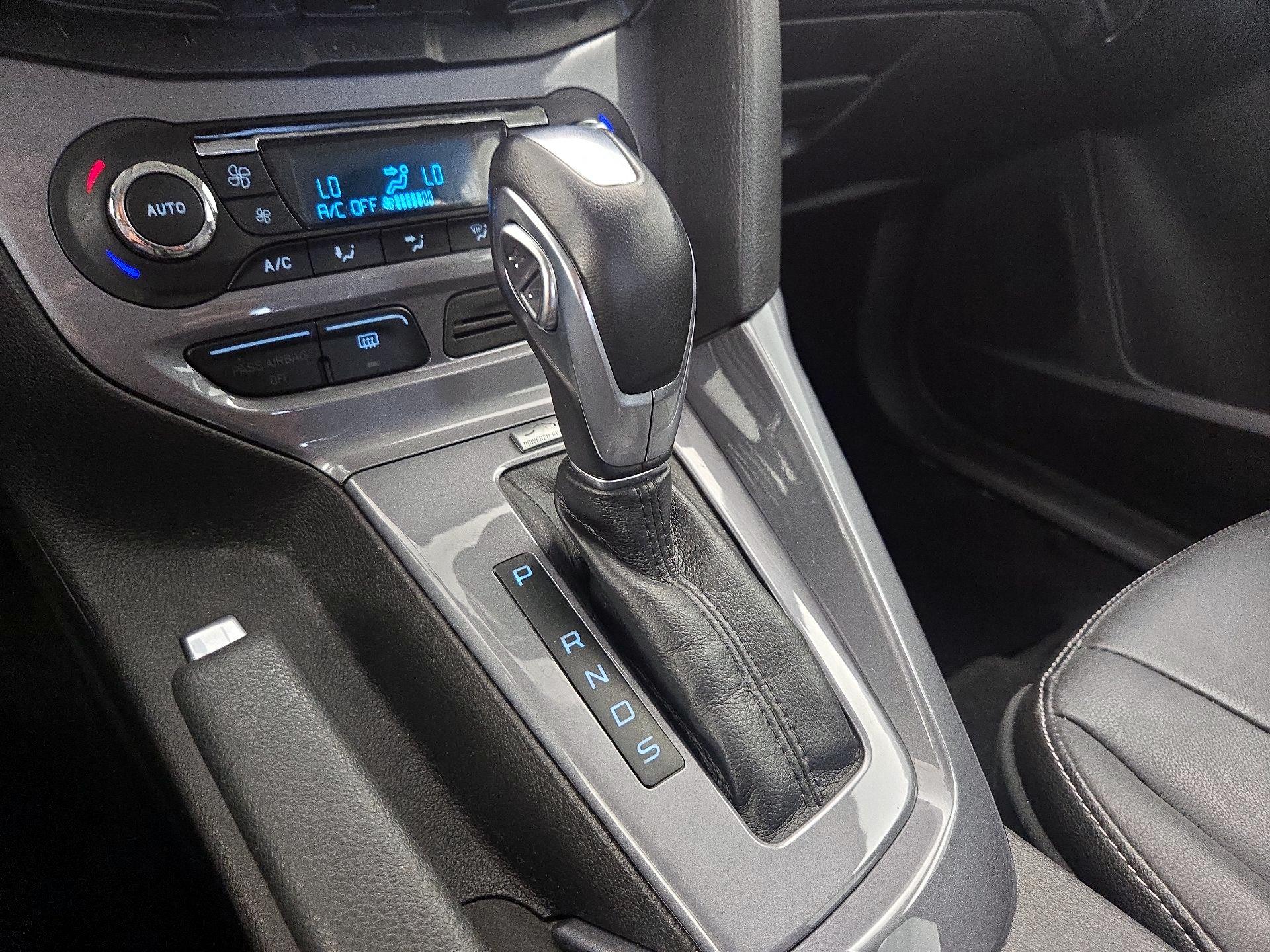 Thumbnail: 2014 Ford Focus - 18