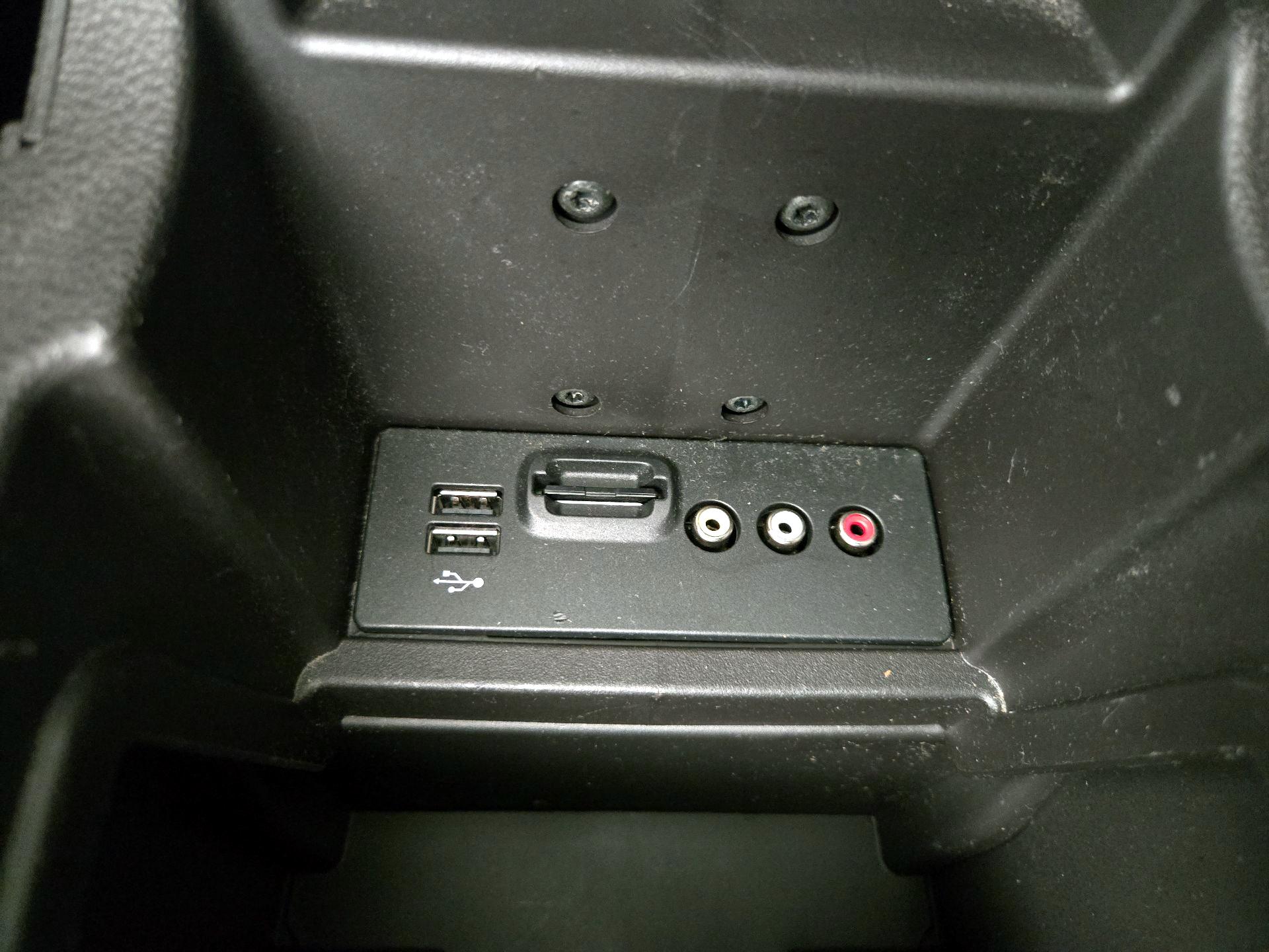 Thumbnail: 2014 Ford Focus - 19