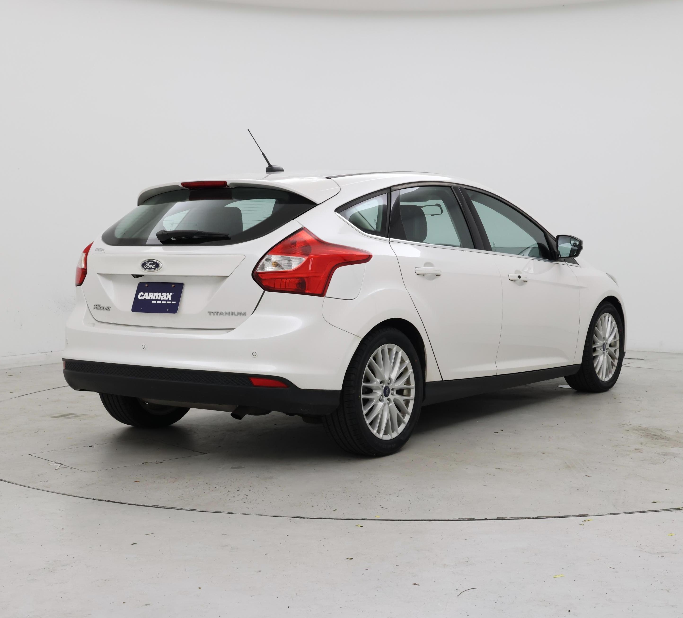 Thumbnail: 2014 Ford Focus - 8
