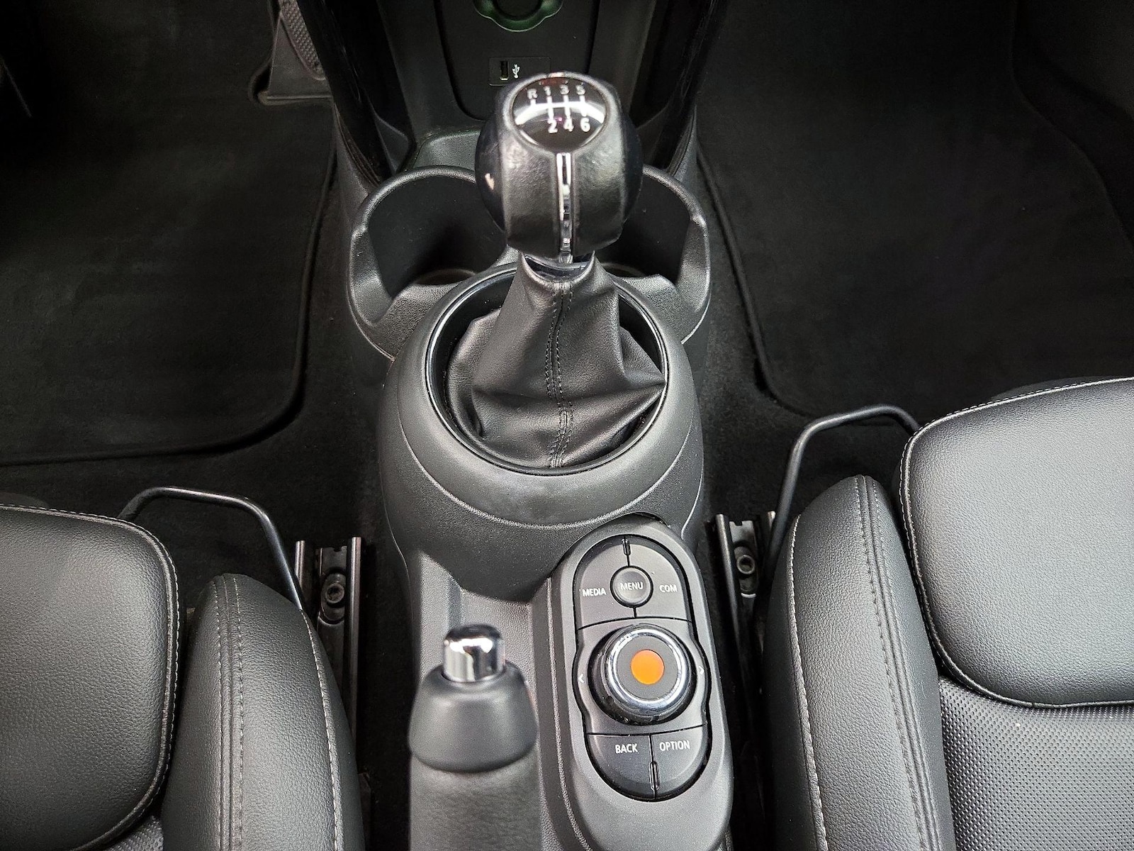 2021 MINI Convertible S - Photo 18