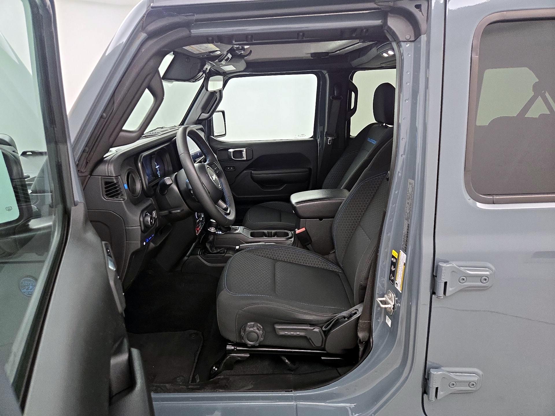 Thumbnail: 2024 Jeep Wrangler - 11