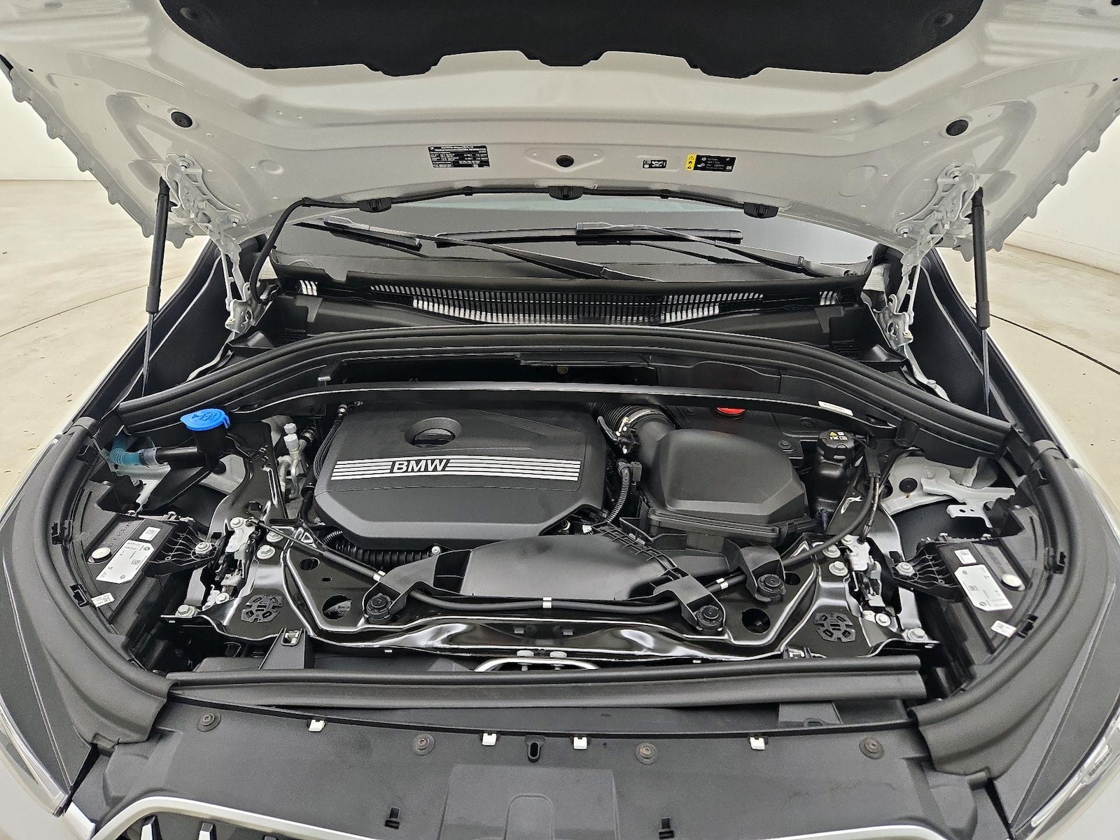 2025 BMW X1 28i - Photo 23