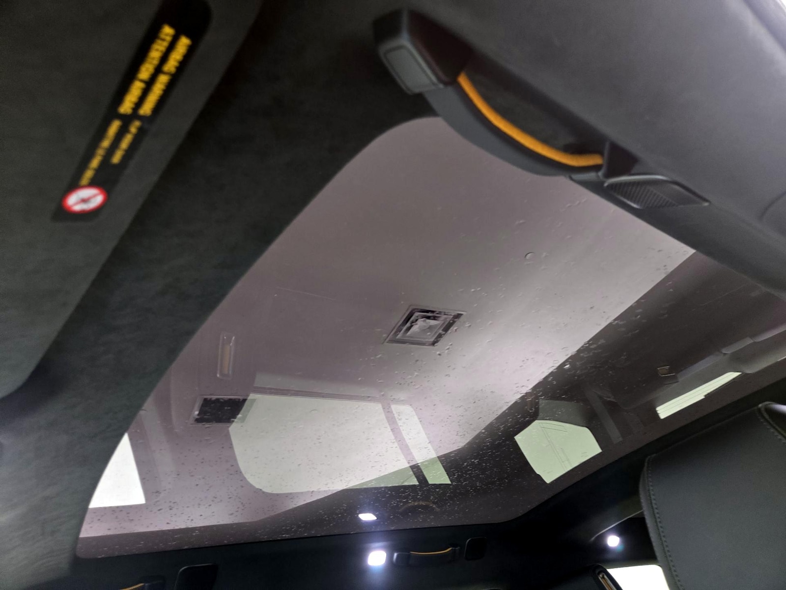 Skylight(s) & Overhead Airbags
