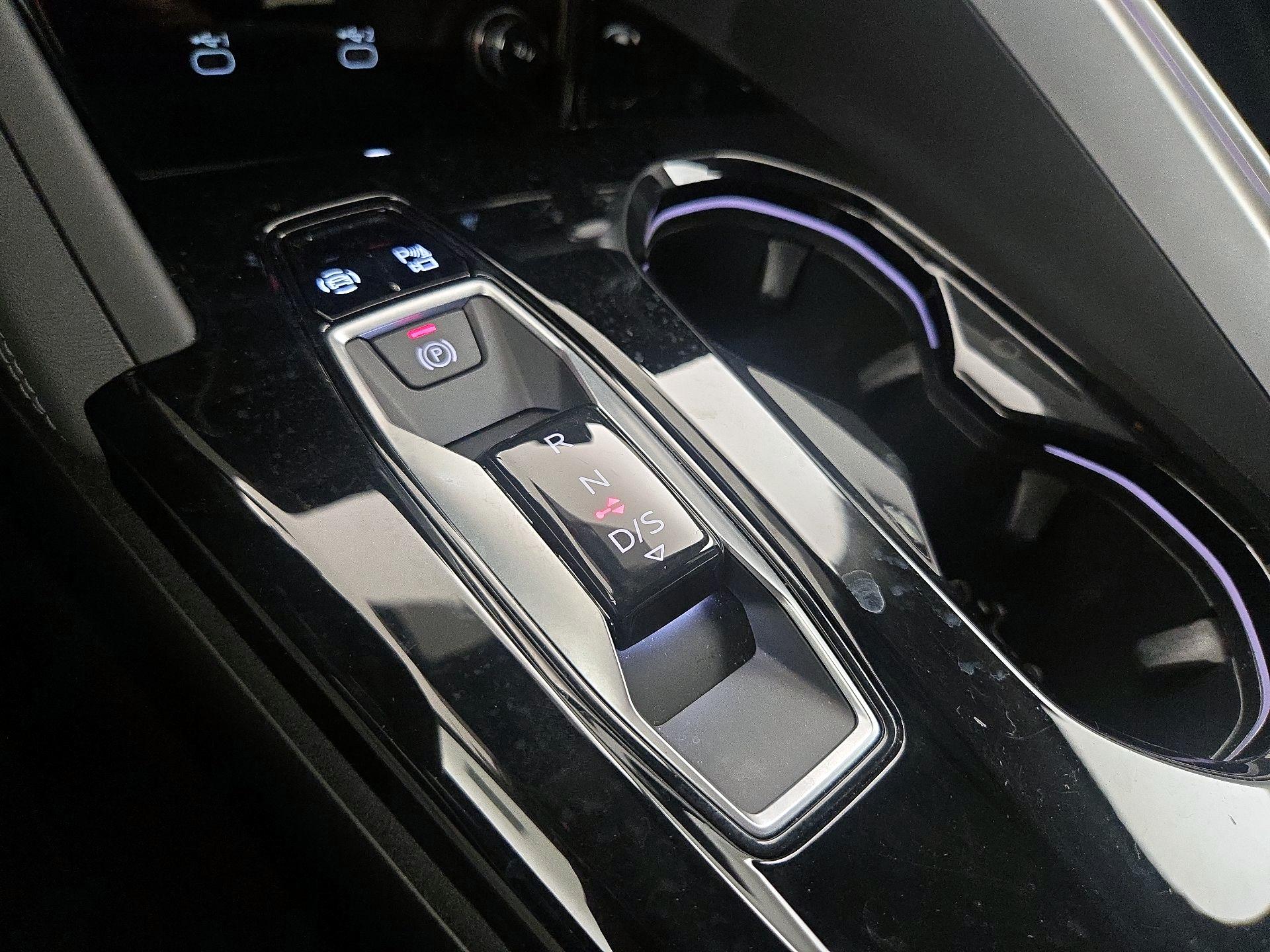 Thumbnail: 2025 Audi Q5 - 17